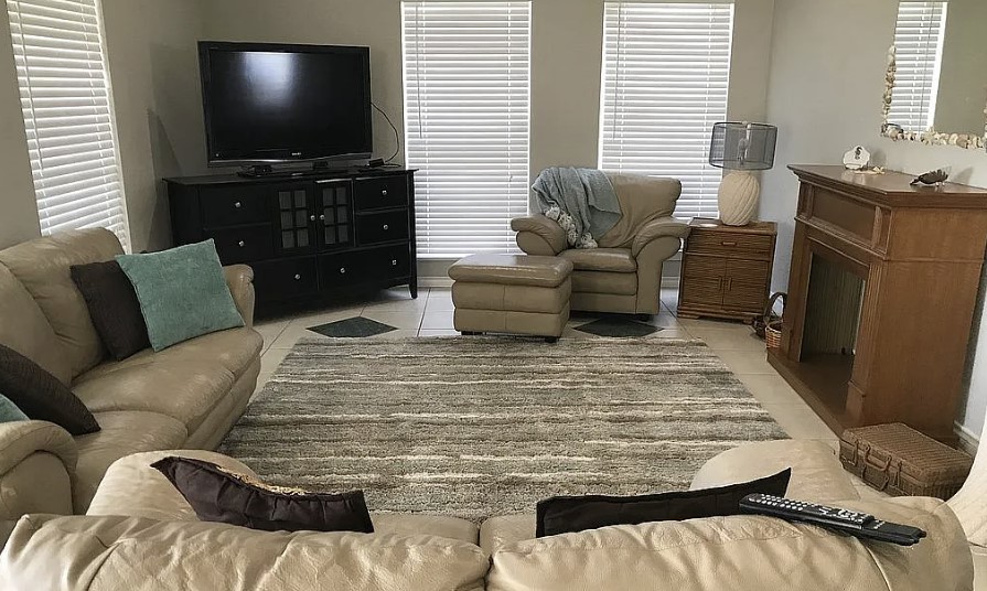 3b4abefd85d440aa895d1542ce6594b1 | Beachhouse | Texas | TX | Vacation Homes | Galveston | Crystal Beach | Kokomo | Breezy Days | Beachfront Elegance | Sunrise Serenity | Southern Sands Property Management, LLC