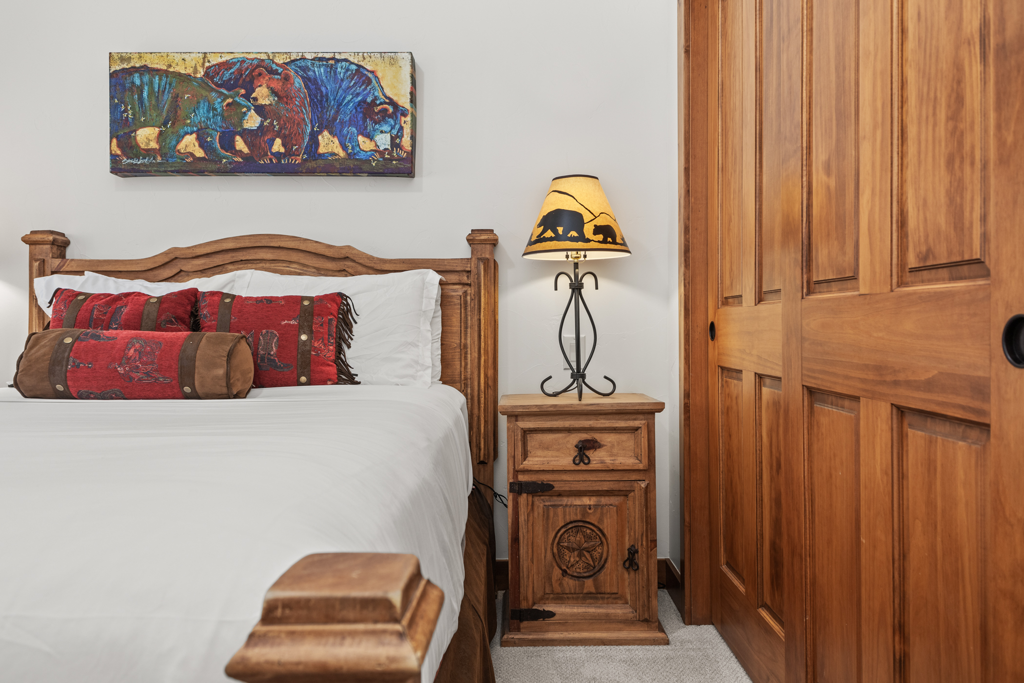 2nd Level - King or Two Twins Bedroom 3