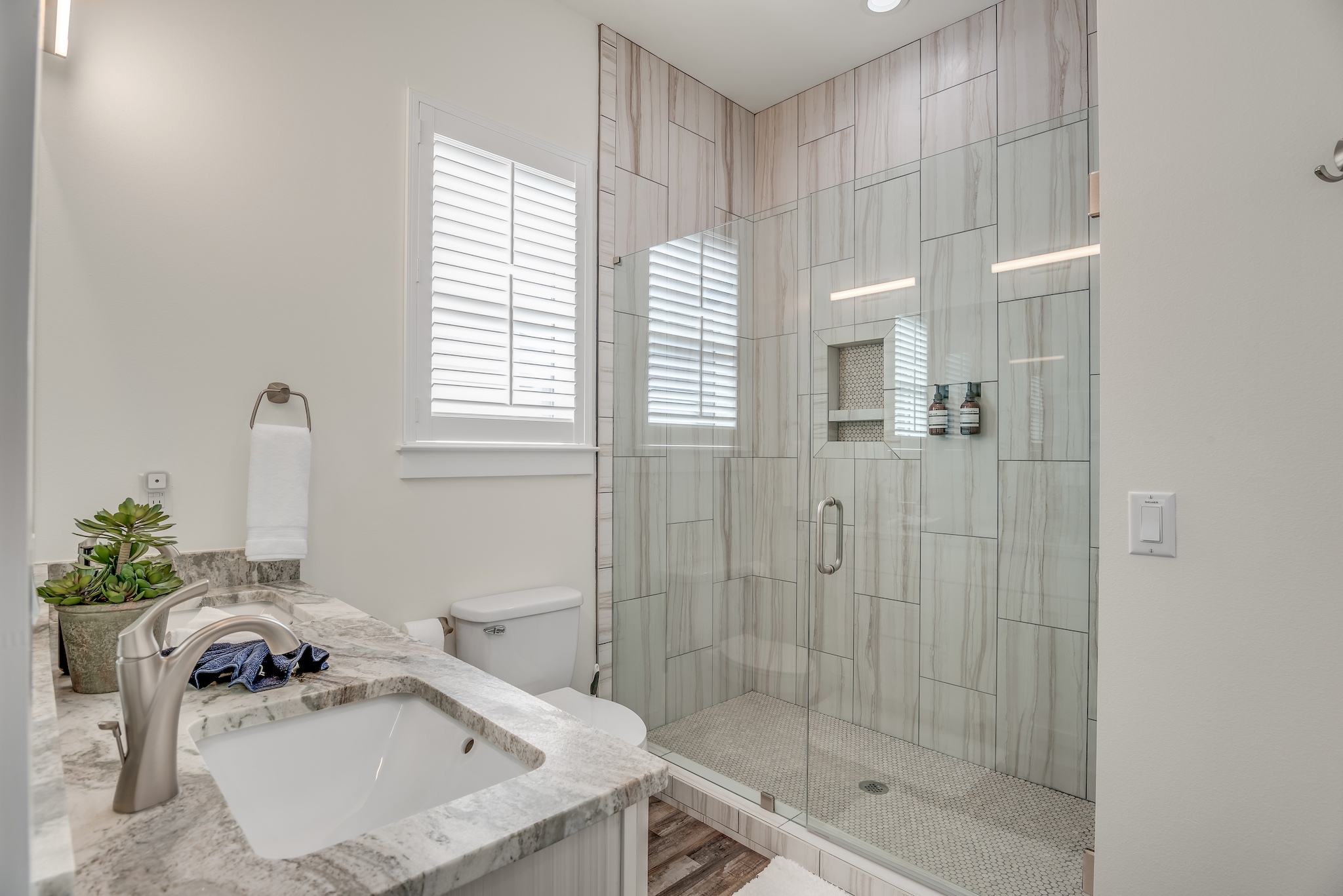 King Suite #1: Private Bath (first floor)