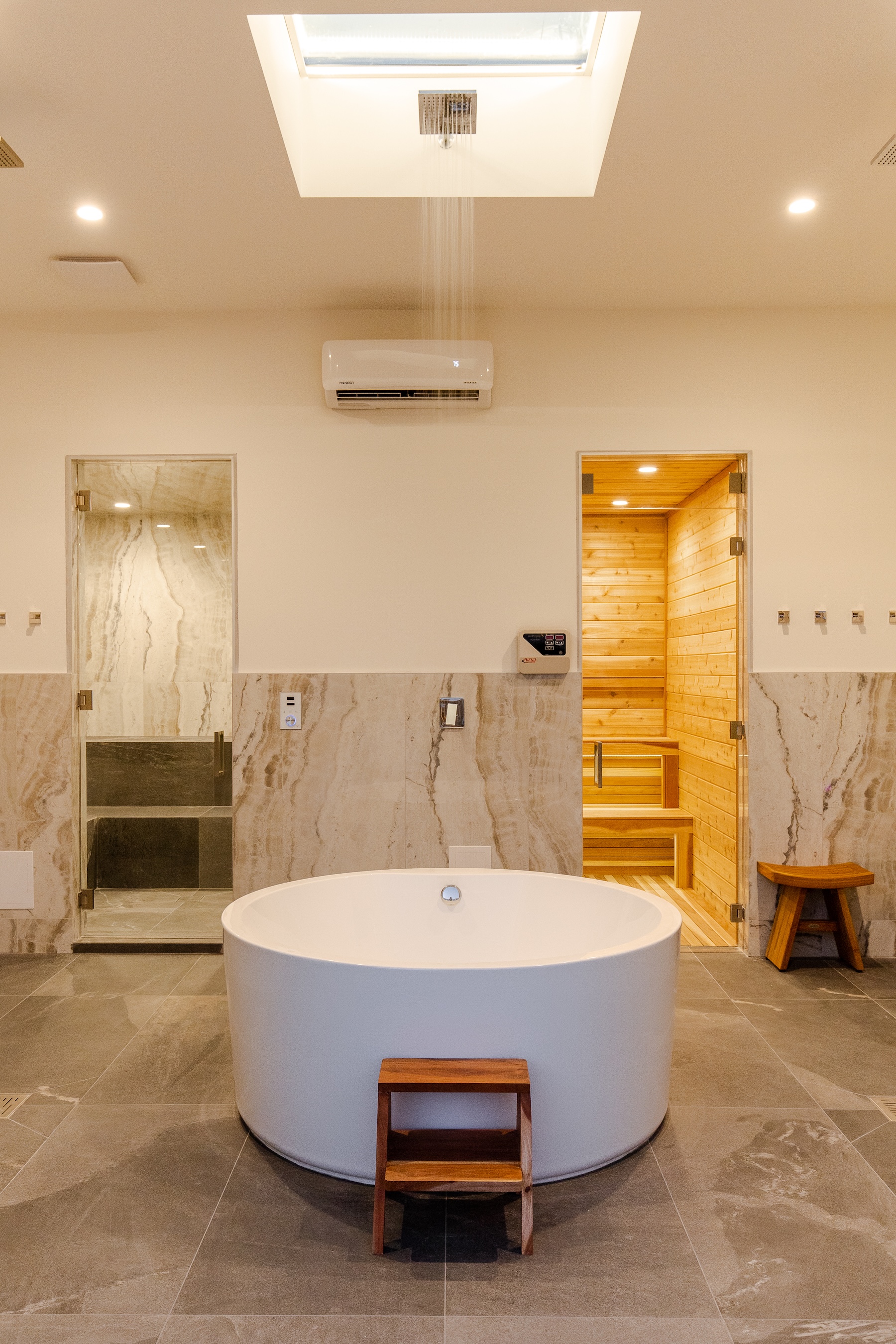 Large private spa lounge