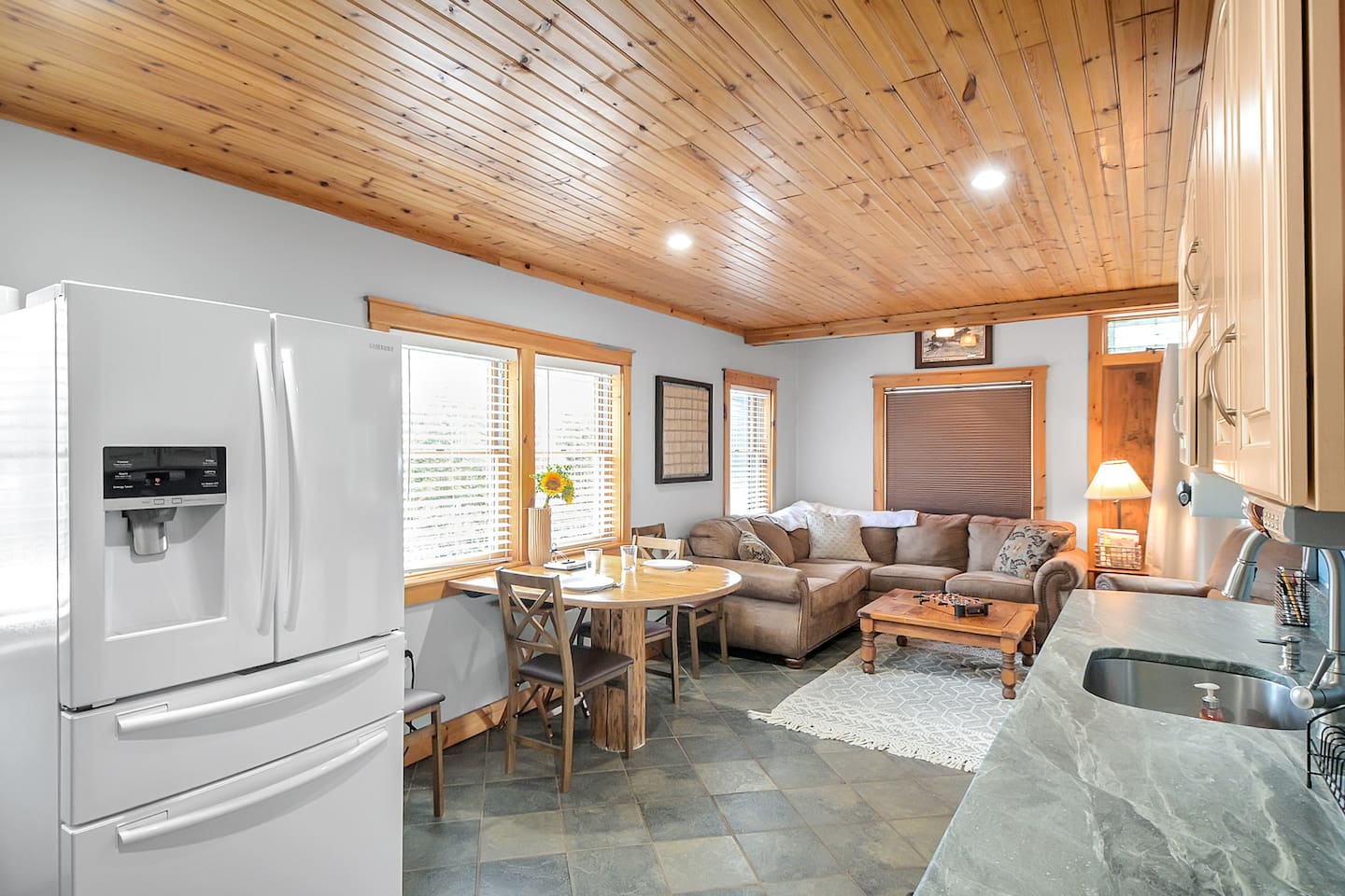 Open concept kitchen!