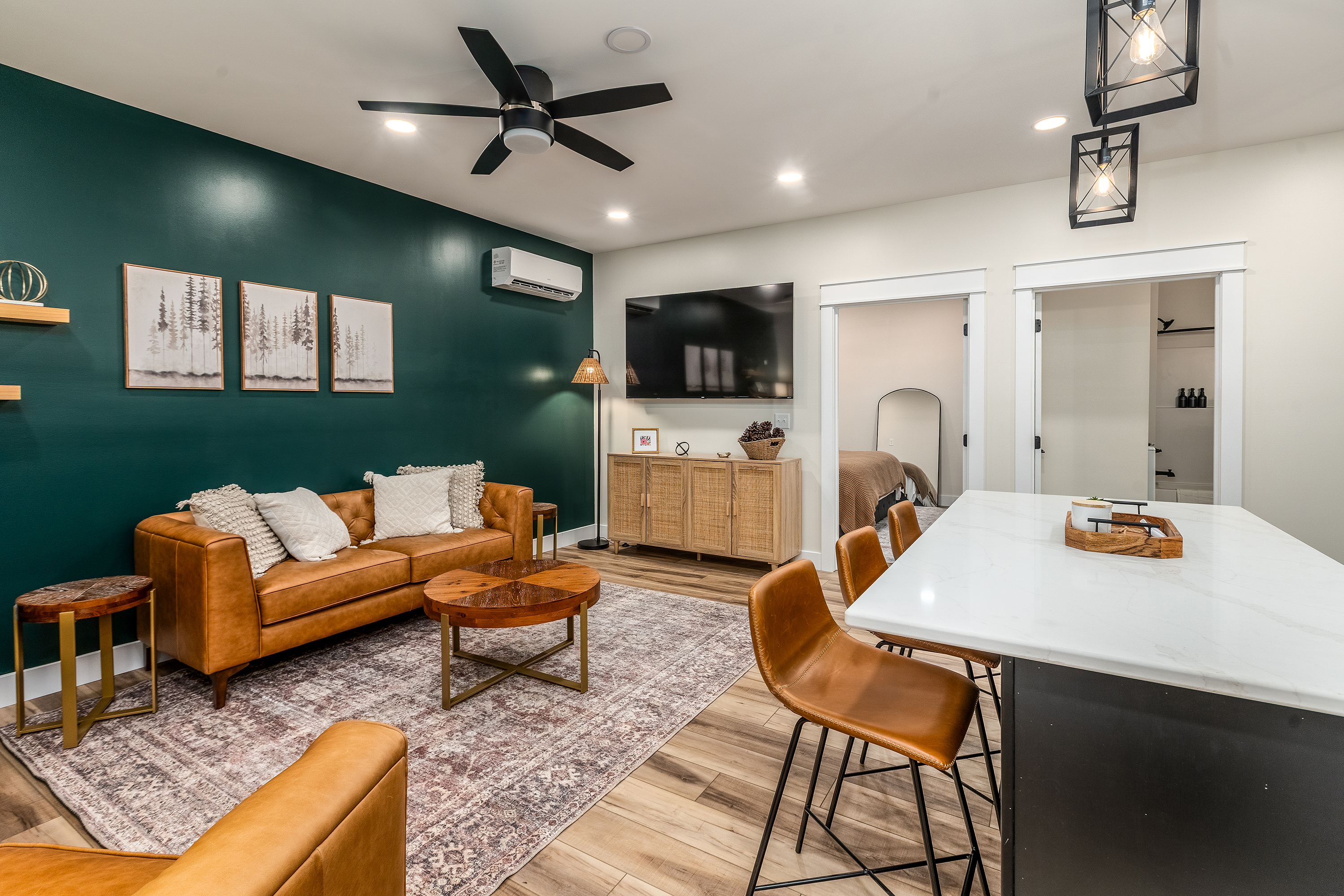 1 Bedroom Suite minutes from GOTGs!