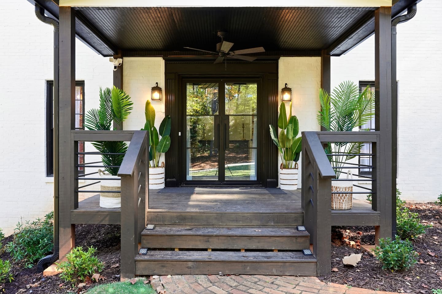Welcoming entrance.