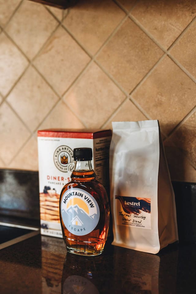 Your very own bottle of Mountain View Escape maple syrup, King Arthur pancake mix, and locally roasted Kestrel coffee will be waiting for you when you arrive. 

(welcome gifts subject to change)