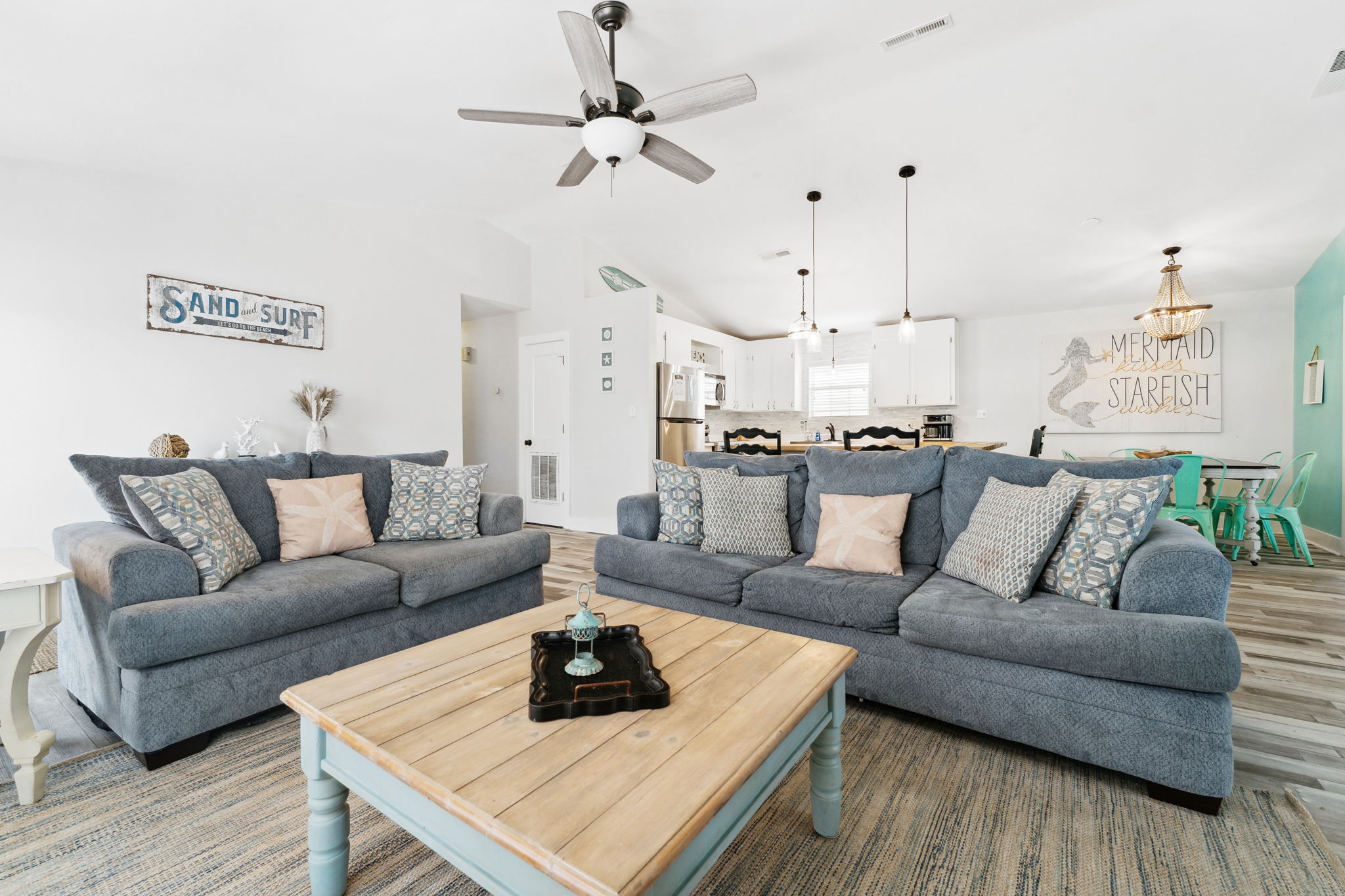Be prepared for endless sleepovers! Our beach house sofa effortlessly transforms into a queen sofa sleeper, giving you and your family ultimate comfort. #couchconversionmagic