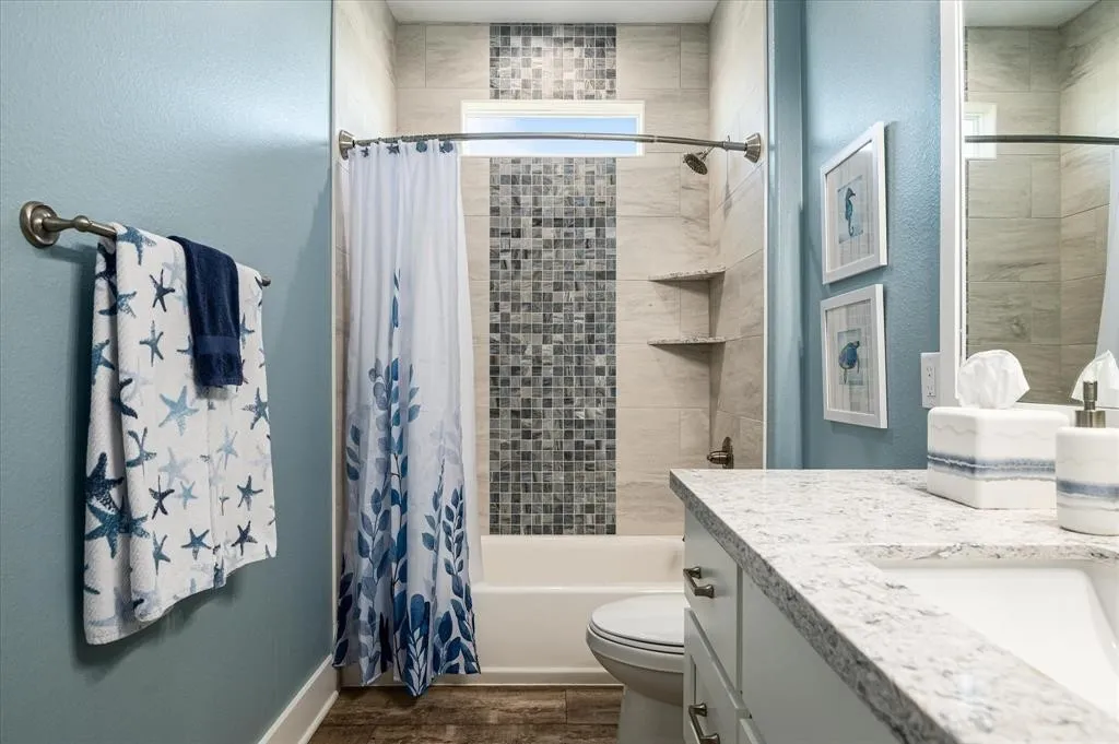 3ca7c2f2a4e3475f842d0ad6de6afea6 | Beachhouse | Texas | TX | Vacation Homes | Galveston | Crystal Beach | Kokomo | Breezy Days | Beachfront Elegance | Sunrise Serenity | Southern Sands Property Management, LLC