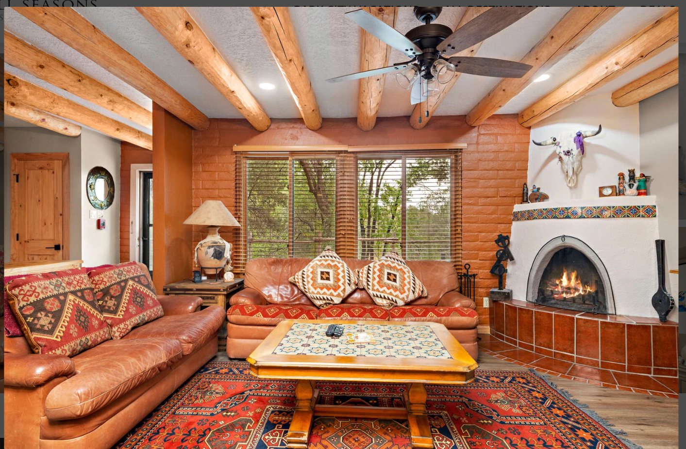 Charming Condo With Hot Tub And Pool - Elegant Southwestern Getaway - Santa Fe