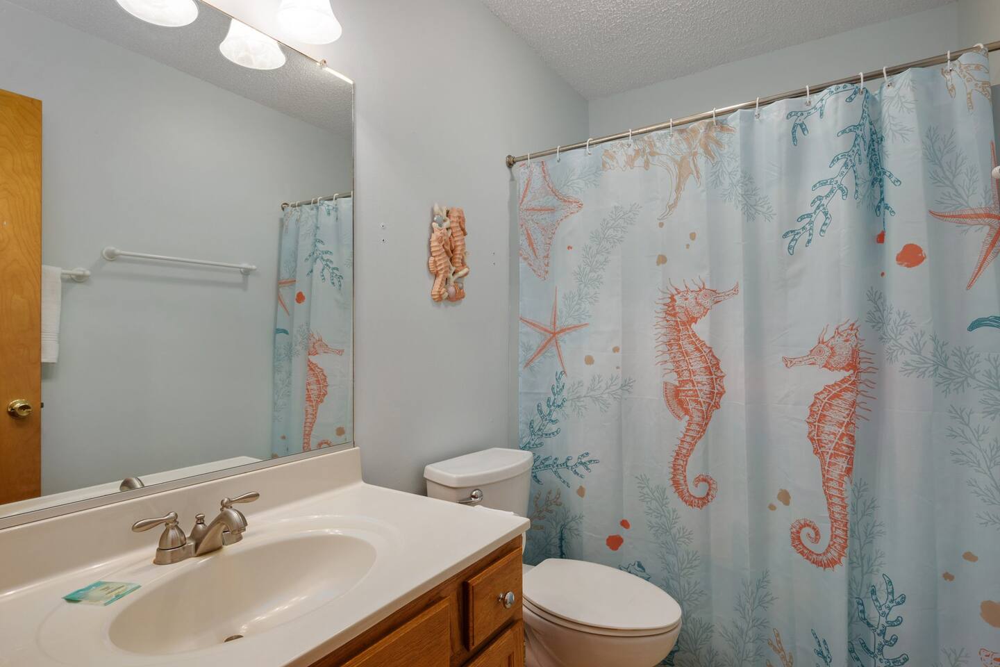 Second floor bath #2