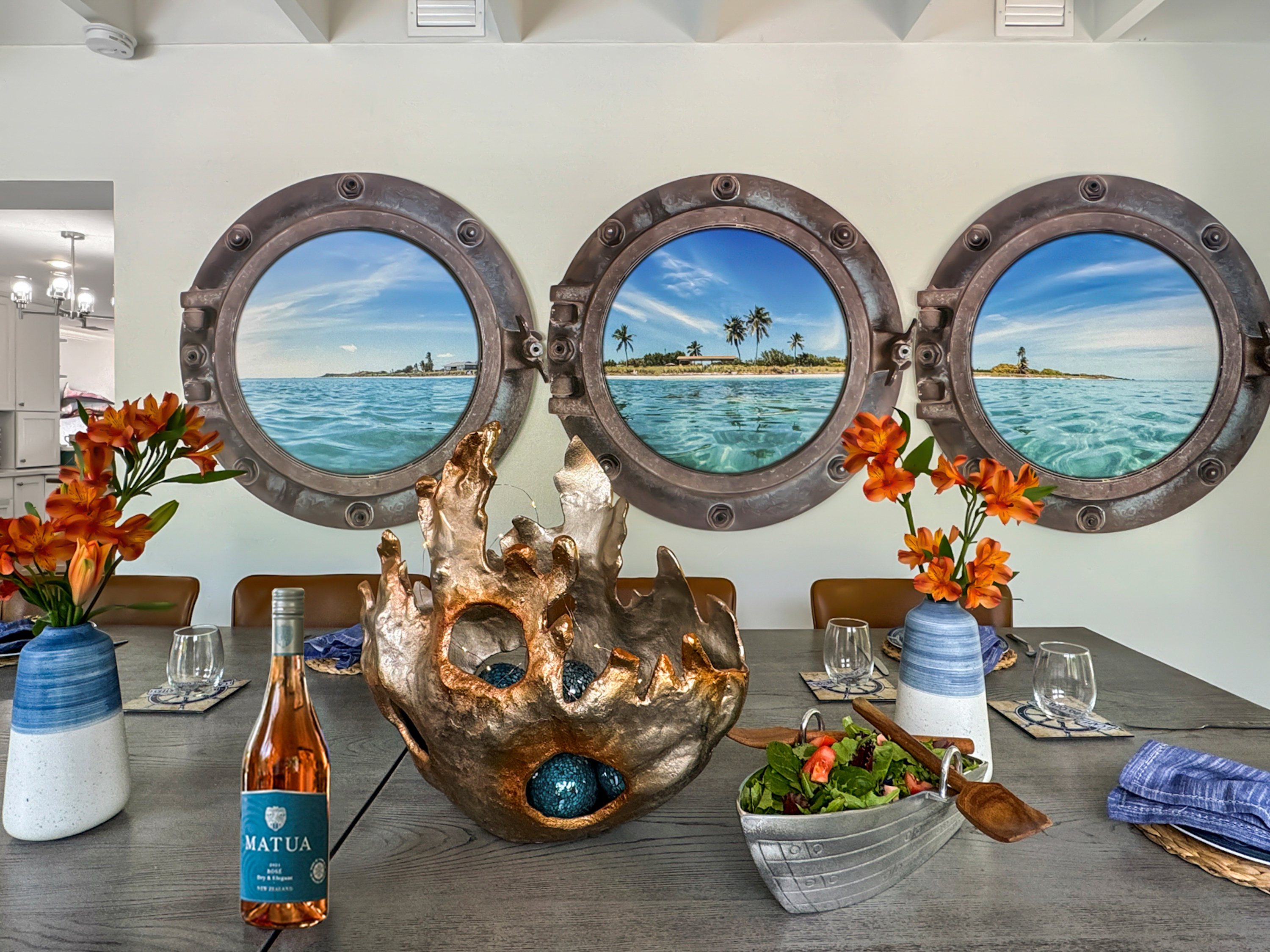 Perfect dining area for photo memories.