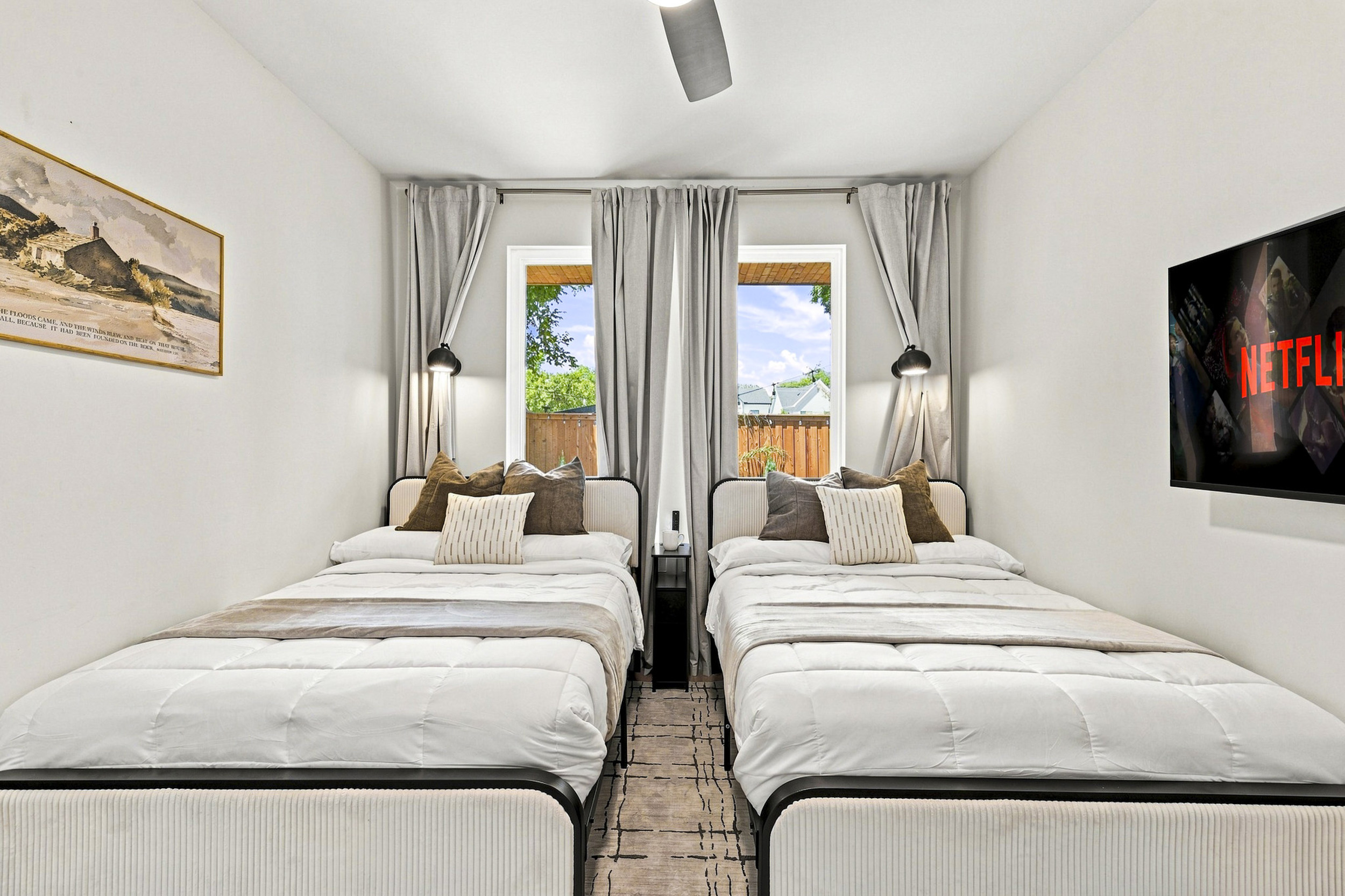 Bright and inviting space with two beds, perfect for friends or family. Enjoy Netflix!