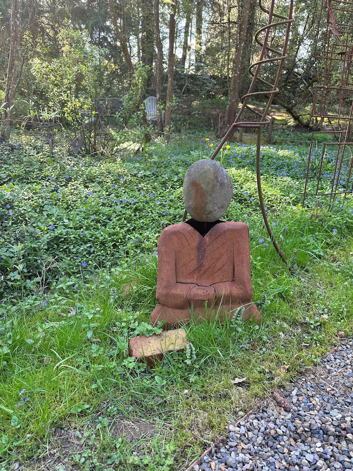 Garden Setting