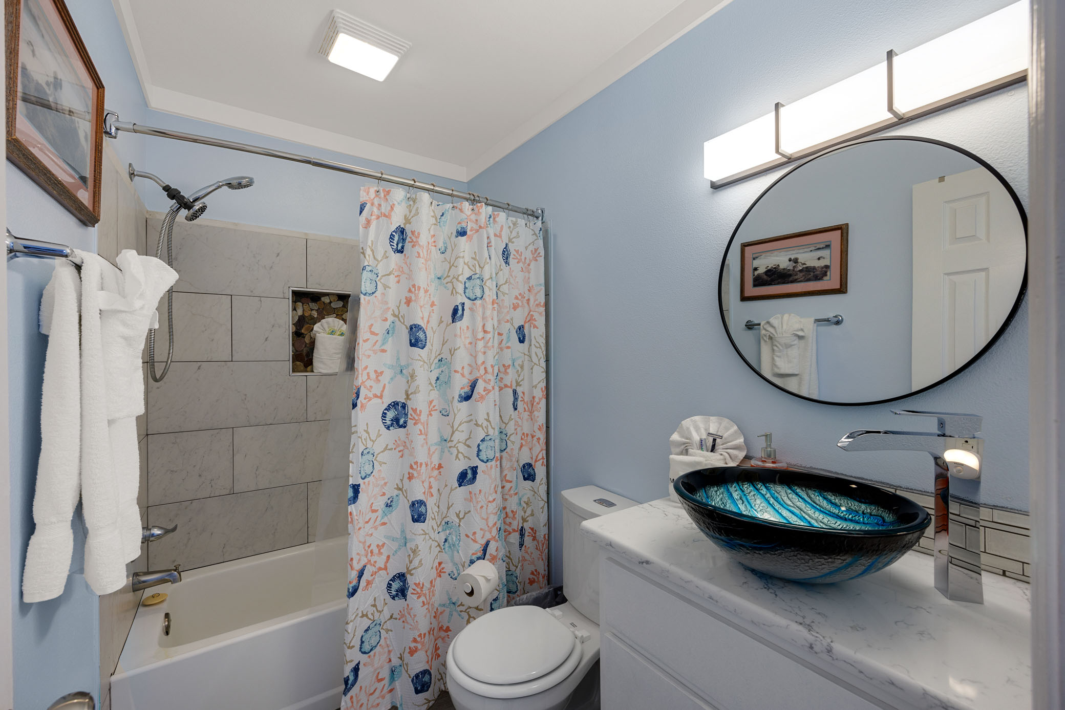Maw-maws guest bath