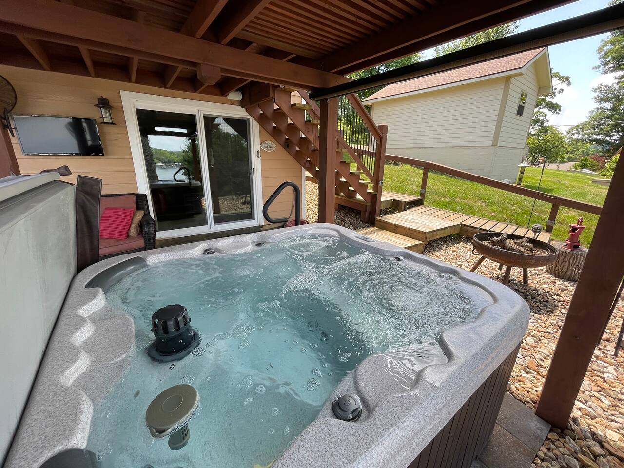 enjoy the hot tub