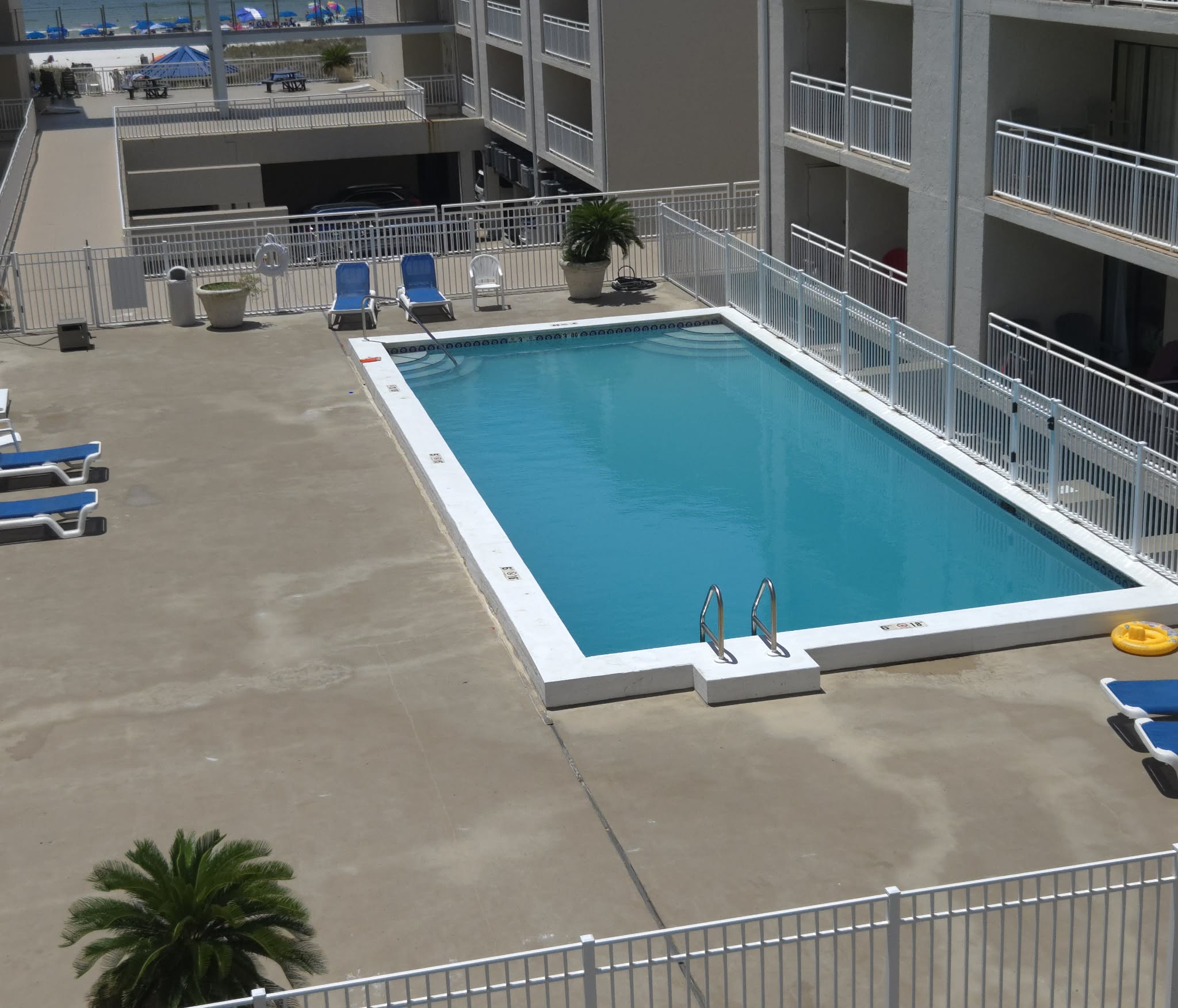 Upper-Level Pool