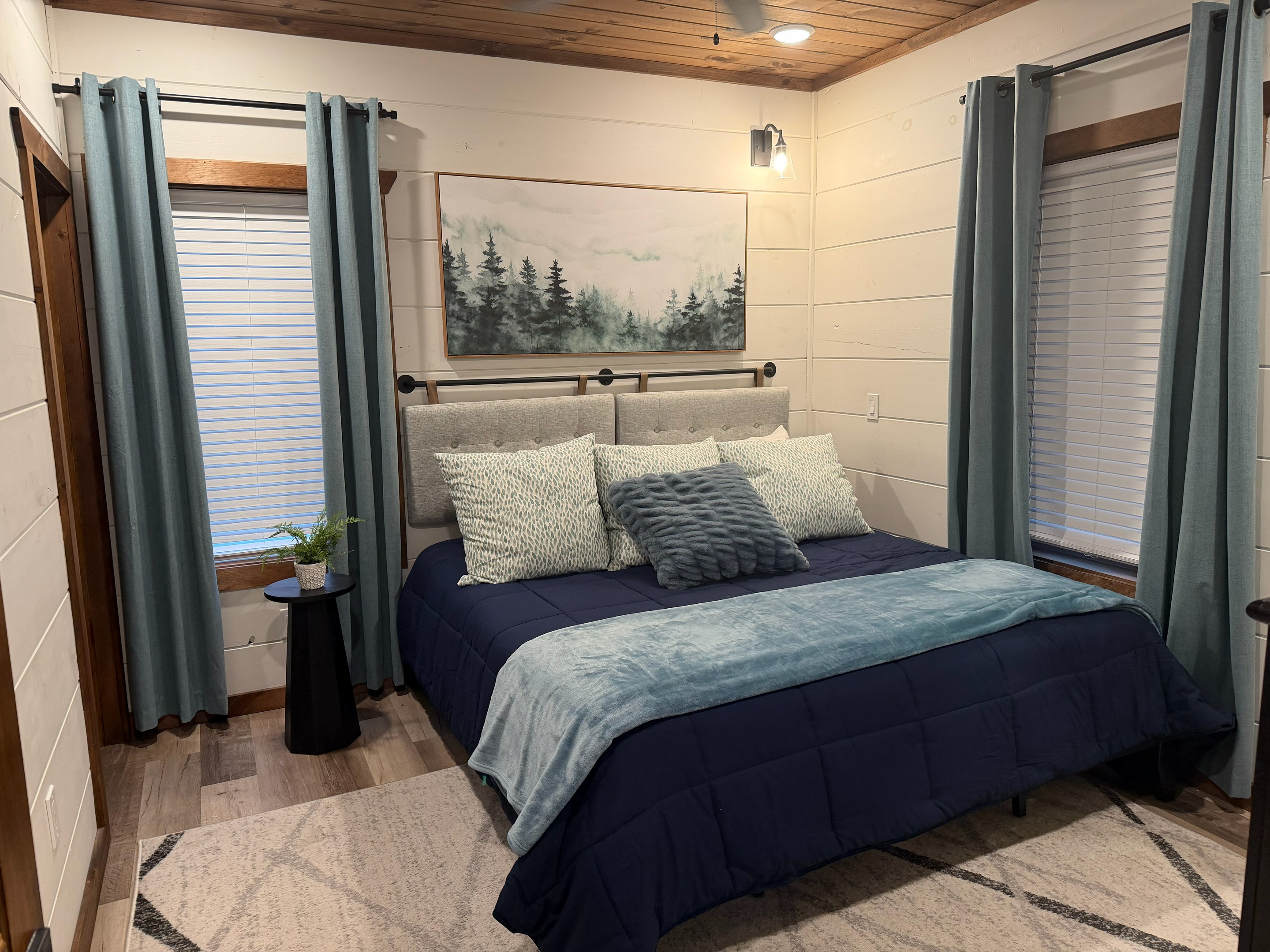 Master Bedroom with King bed on Main Level