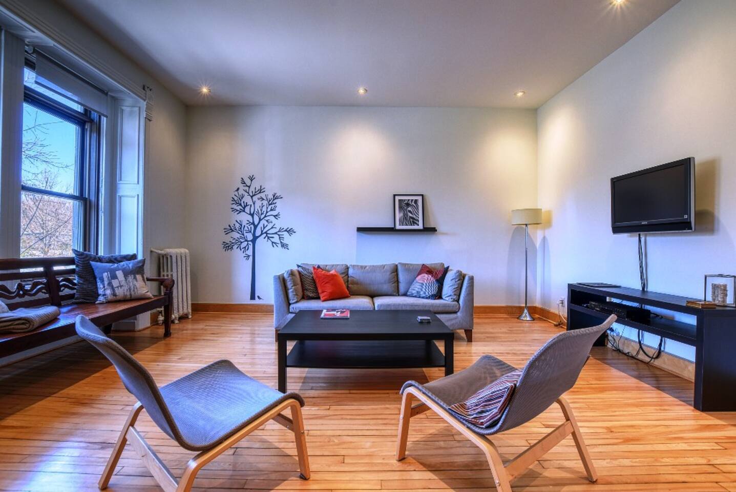 #104 Spacious Apt With Balcony In Plateau Mont-Royal in Montreal, QC