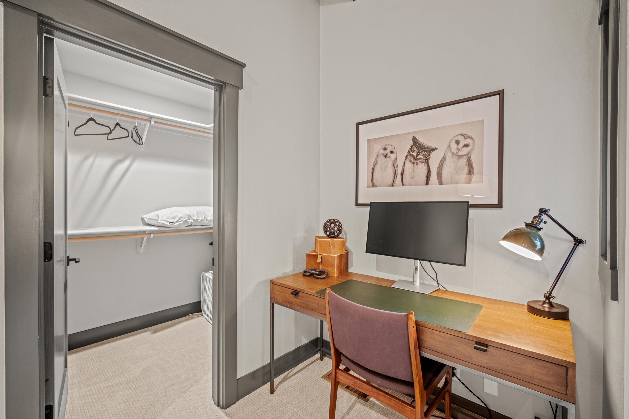Upstairs: 4th Bedroom (King)