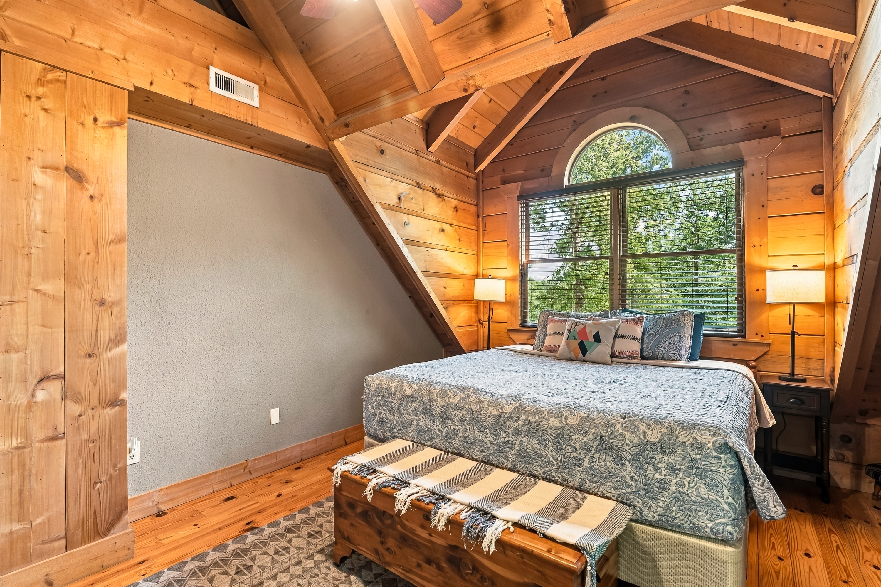 King Bedroom Upstairs