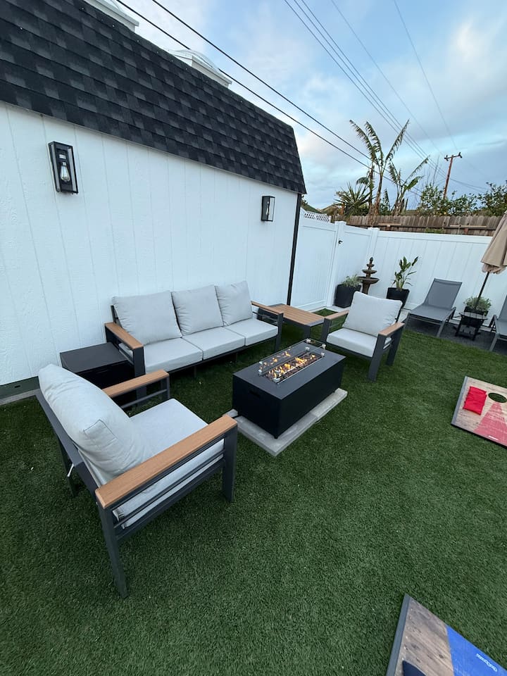 Backyard seating with fire table 