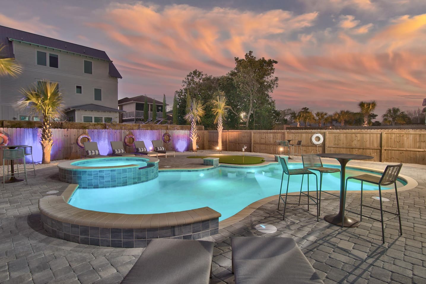 Sunsets hit differently at 88 Palms