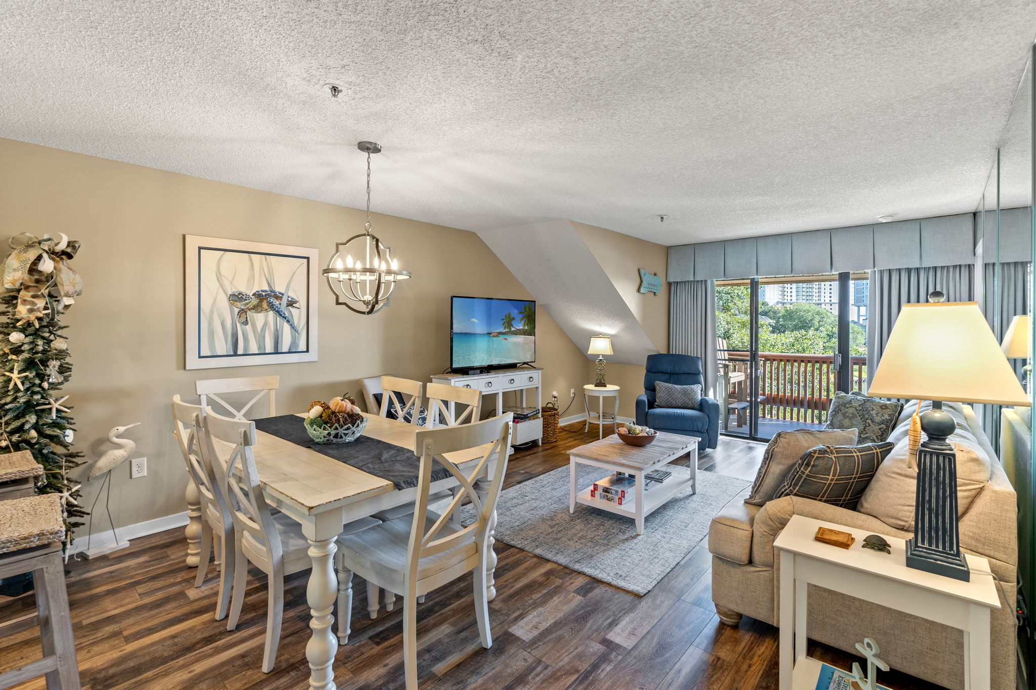 Dining/Living