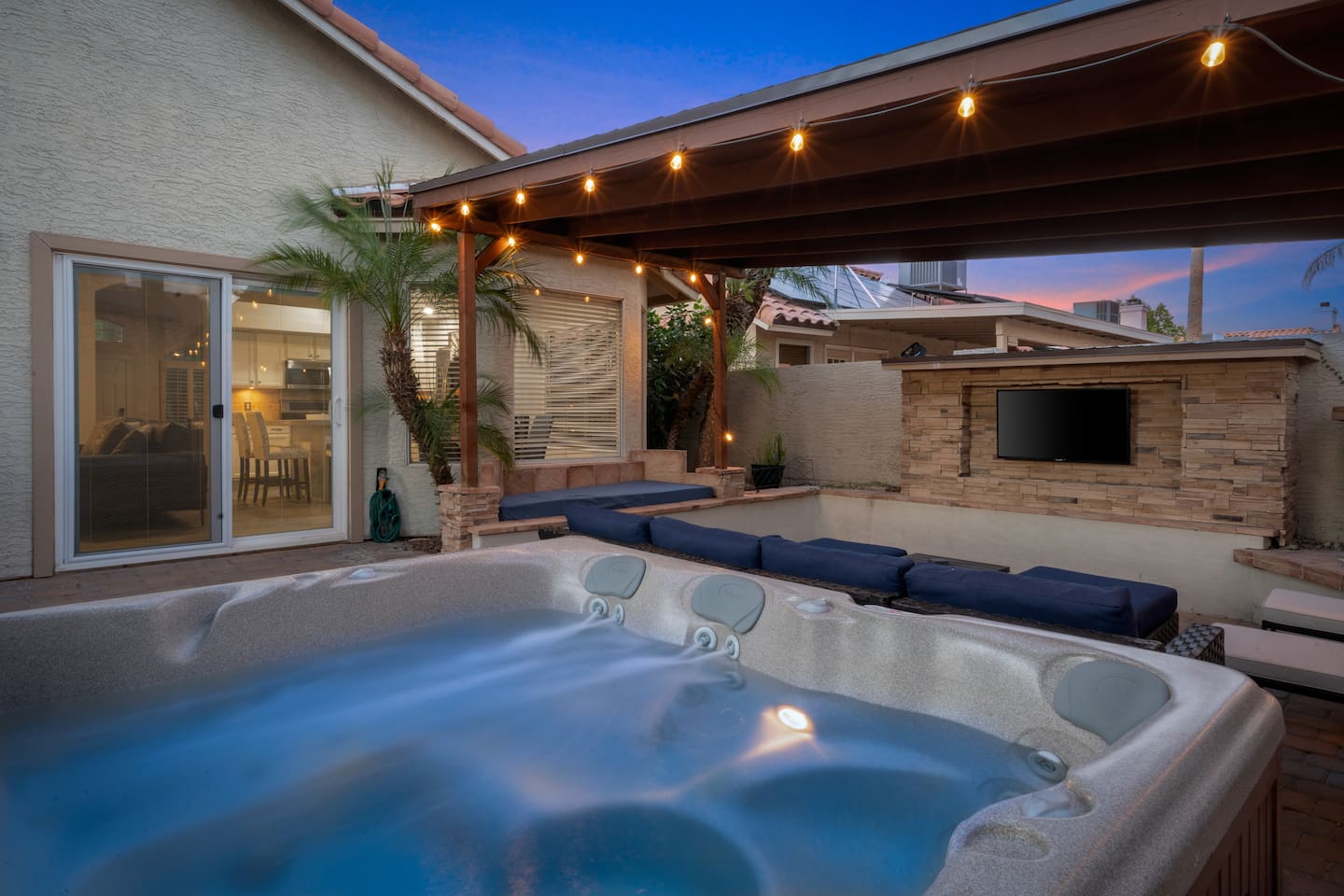 Hot tub with view of the TV to stream all your favorite shows and sports.