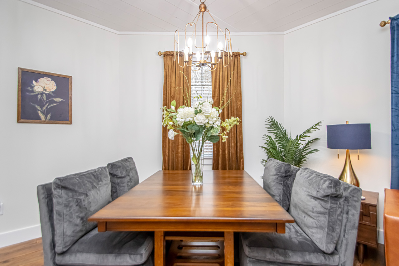 Four Oaks Dining Room