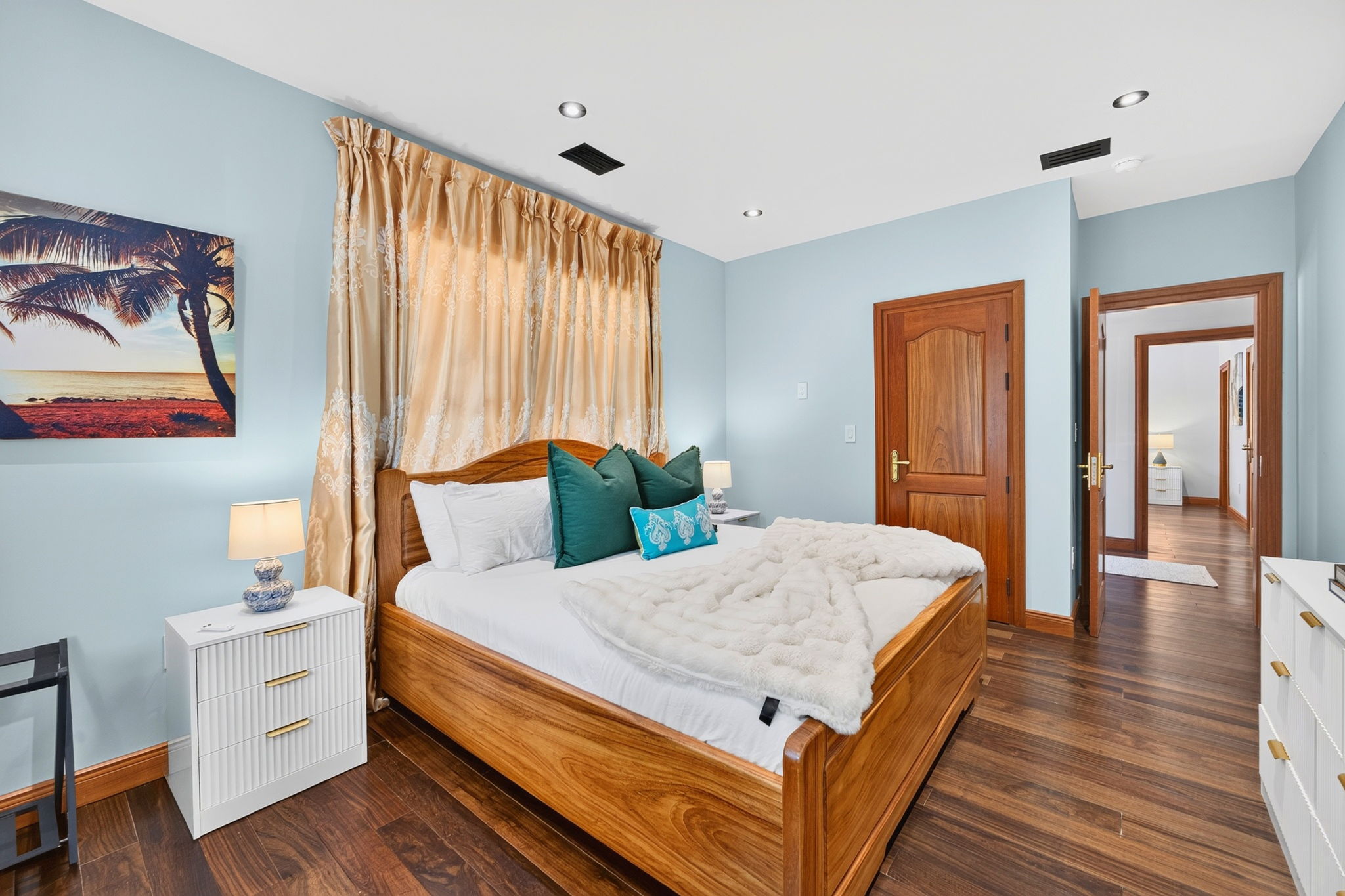 1st Floor Bedroom 2, King Suite | Rosewood Retreat | 2605 Palm Blvd, Isle of Palms, SC | IOP Escapes
