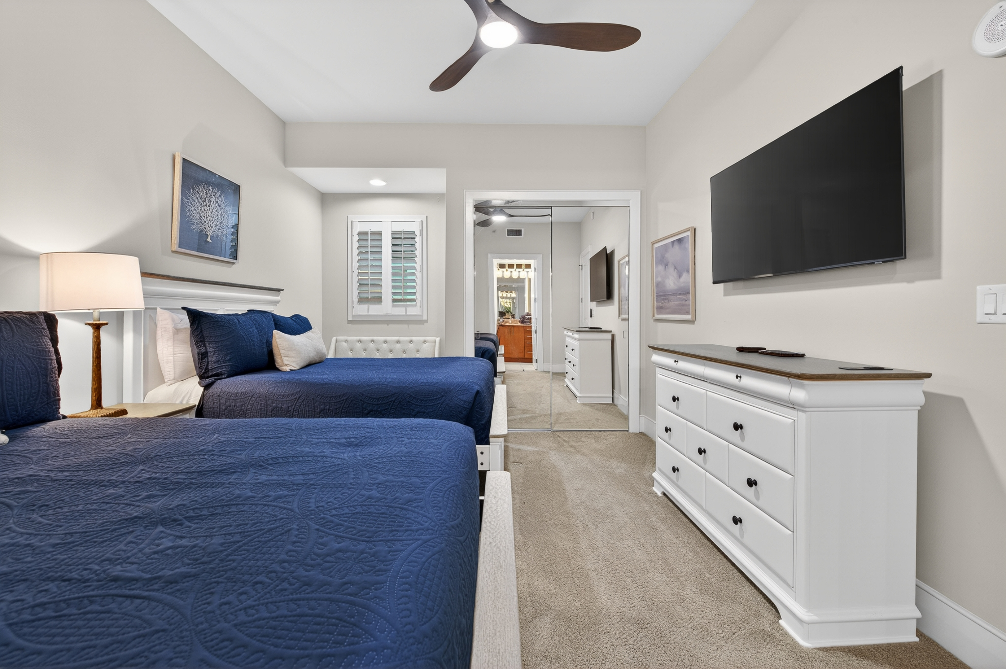 Third bedroom, two full size beds
