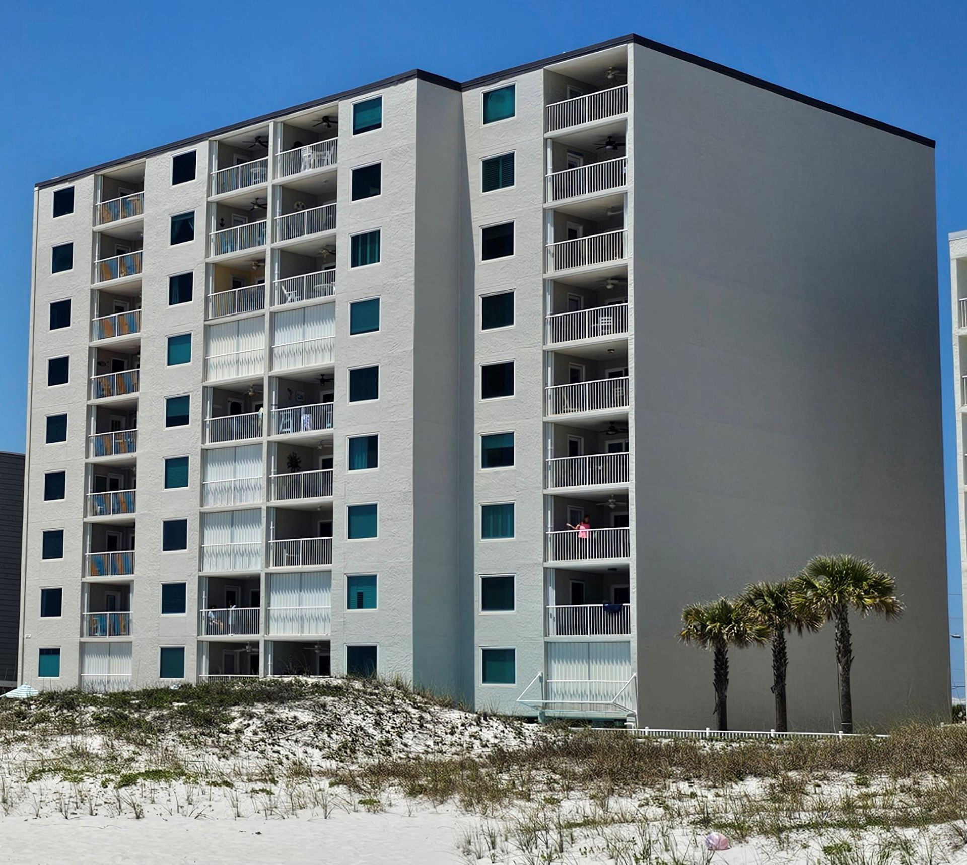 Gulf/beach side of Castaways building
