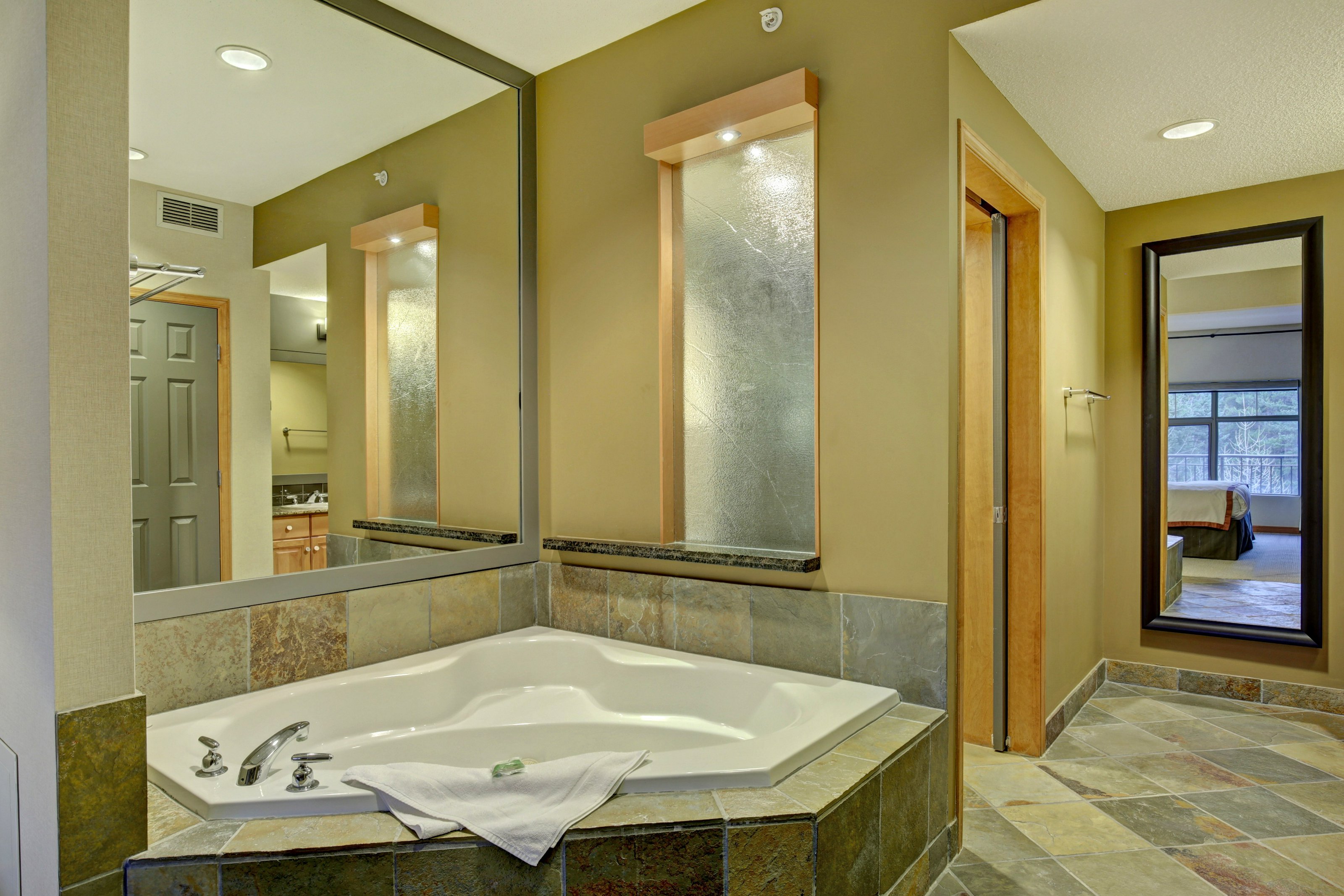 Master Ensuite