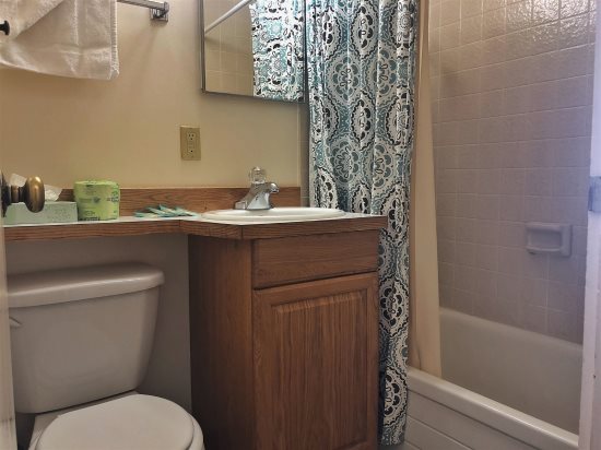 Full bath.