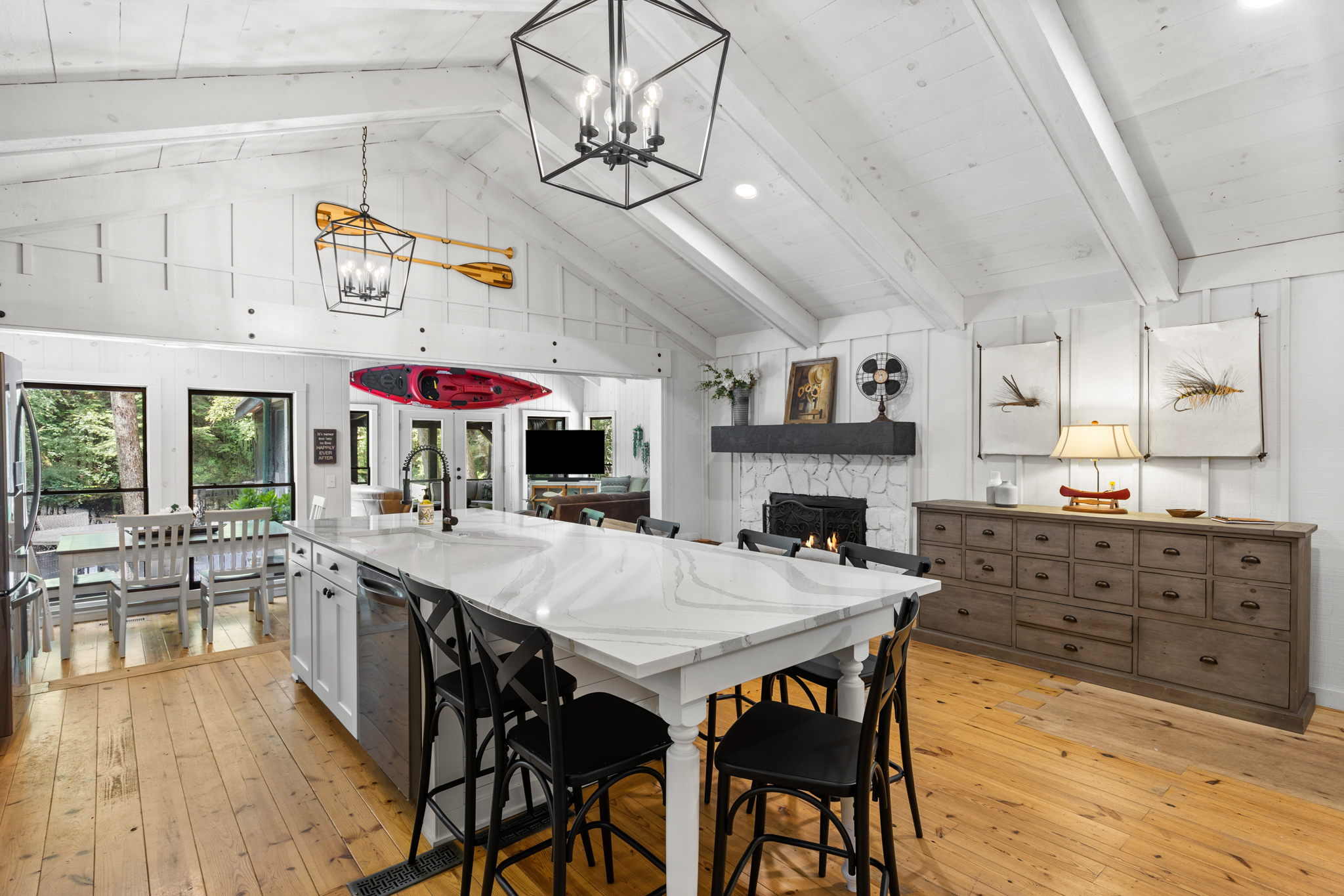Open-concept living makes it easy to cook, dine, and spend time together.