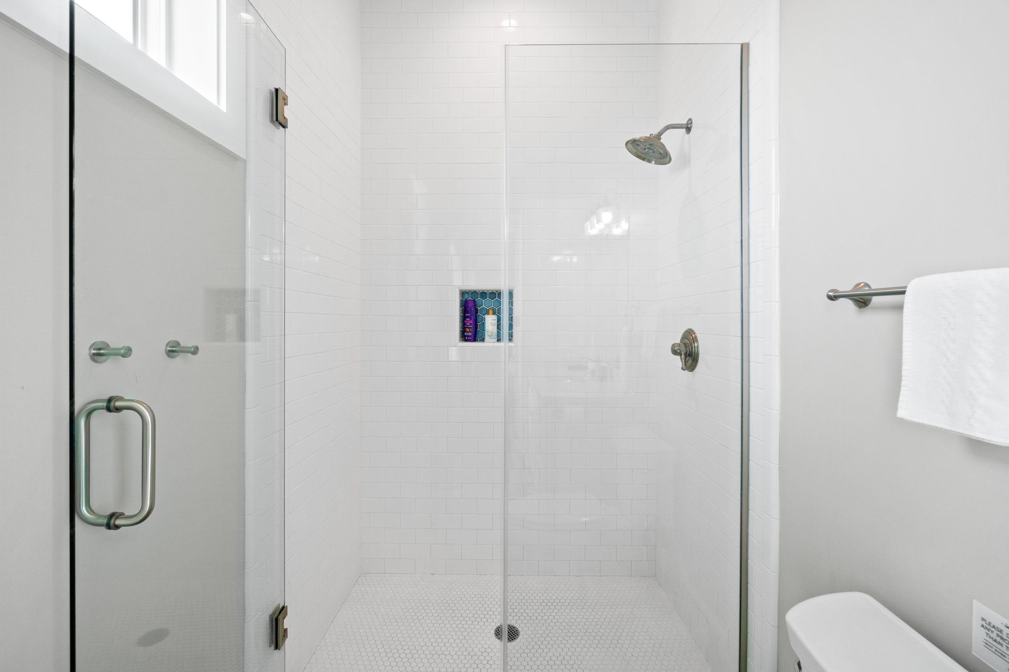 2nd Floor Master En Suite