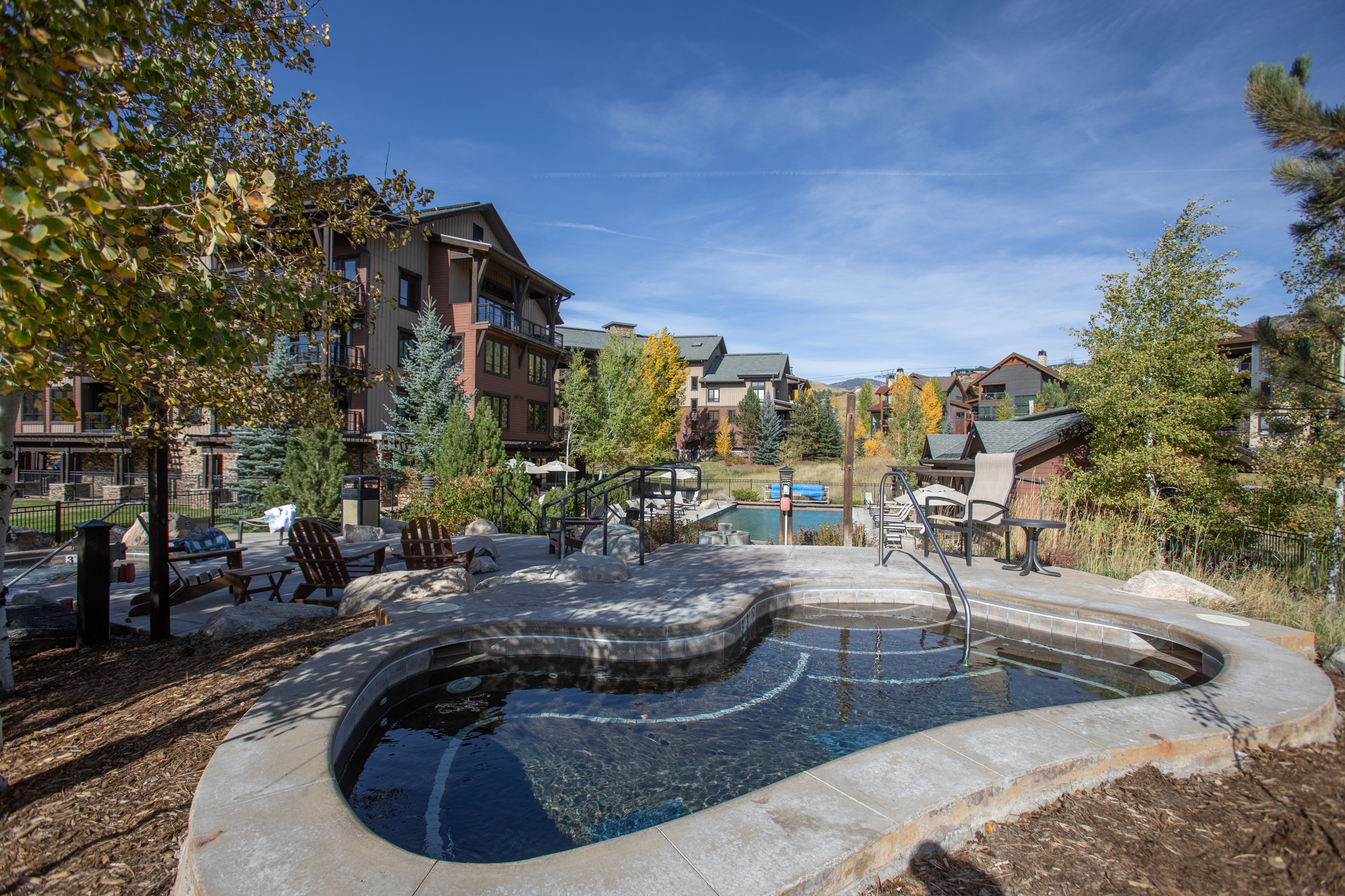 Grotto Style Hot Tubs