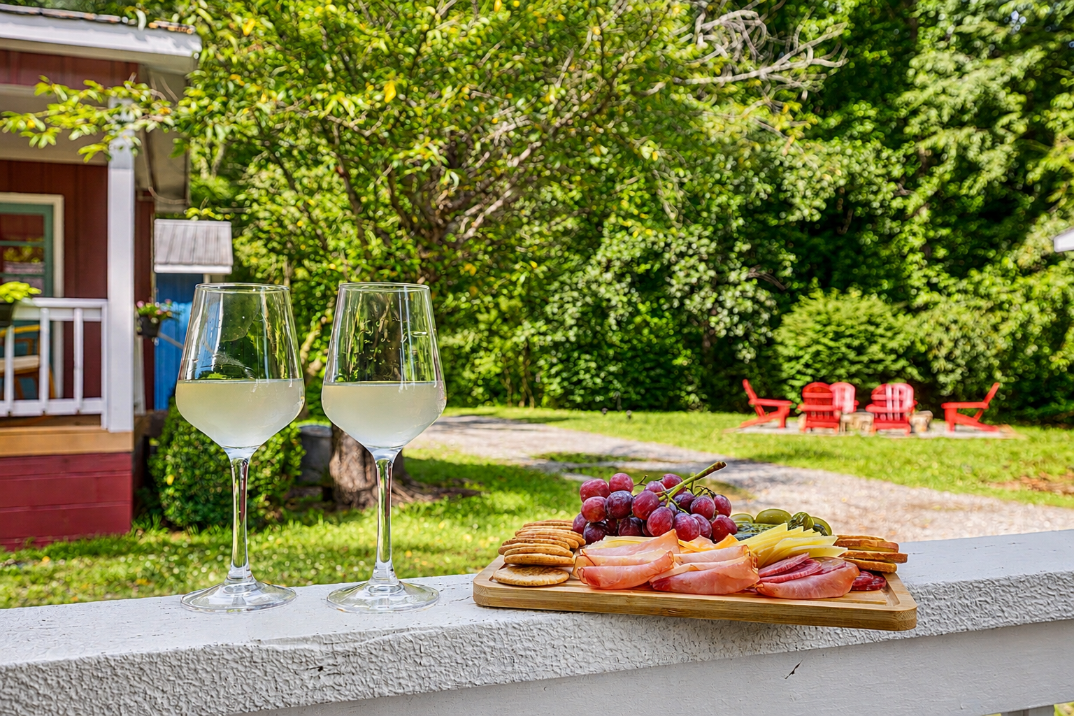 Breezy Outdoor Retreat: Sip wine and savor bites while soaking in nature's beauty!