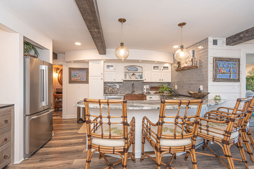 Kitchen island