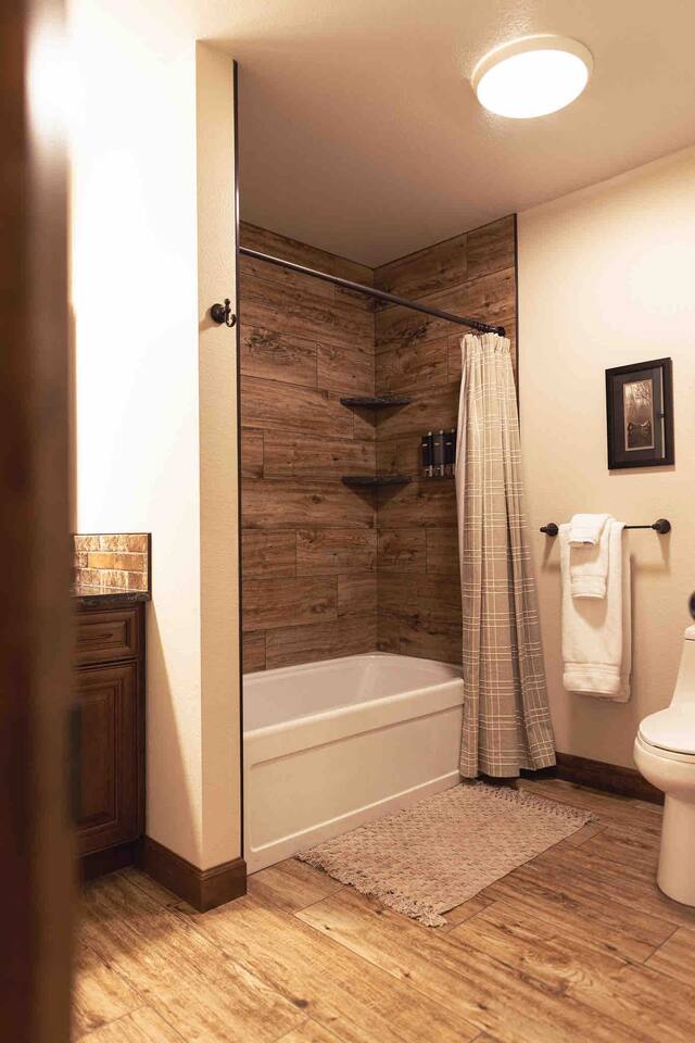 Second bathroom with a shower/tub combination