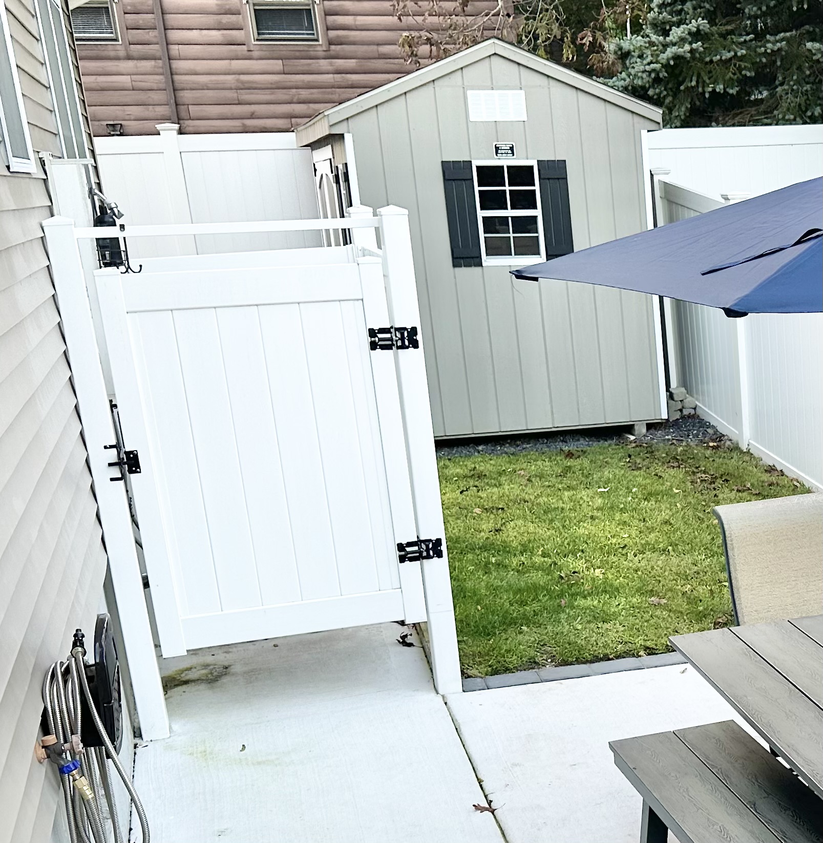 outdoor shower