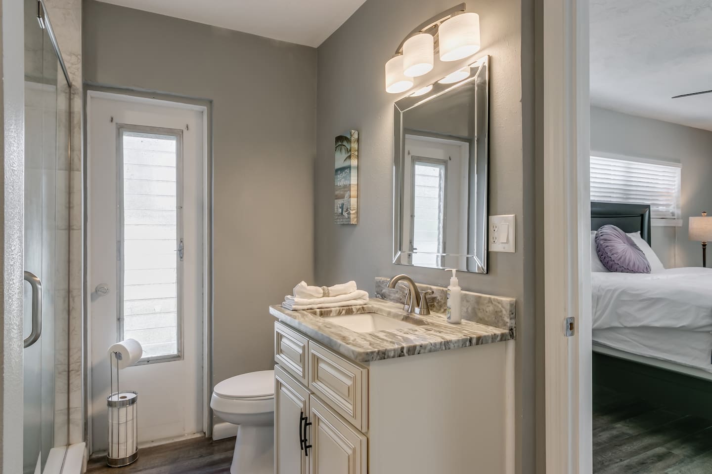 Master Bathroom (His and Her Vanities, Oversized Shower and Walkin Closet)