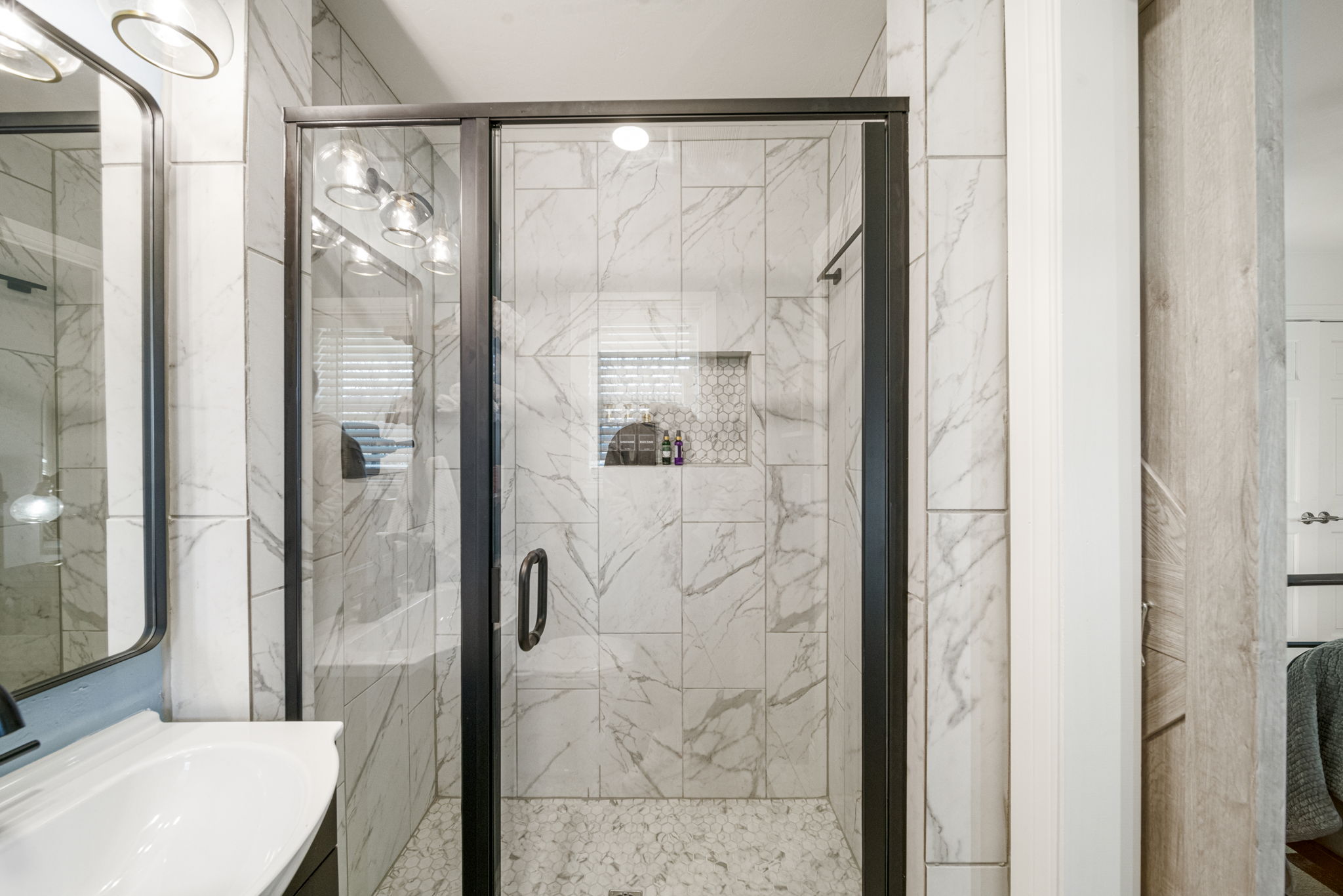 Primary En Suite Bathroom