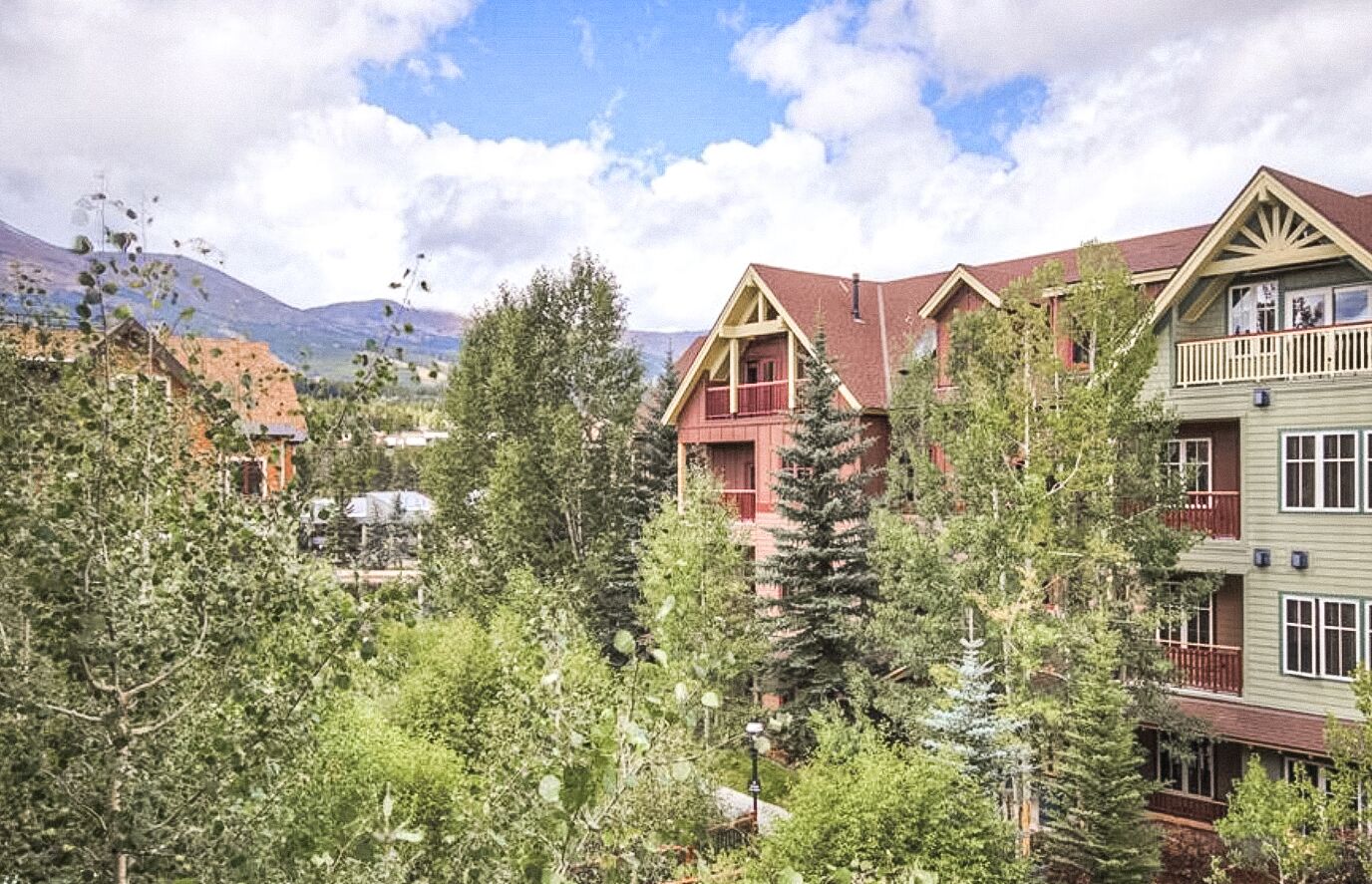 Beautiful views year round!