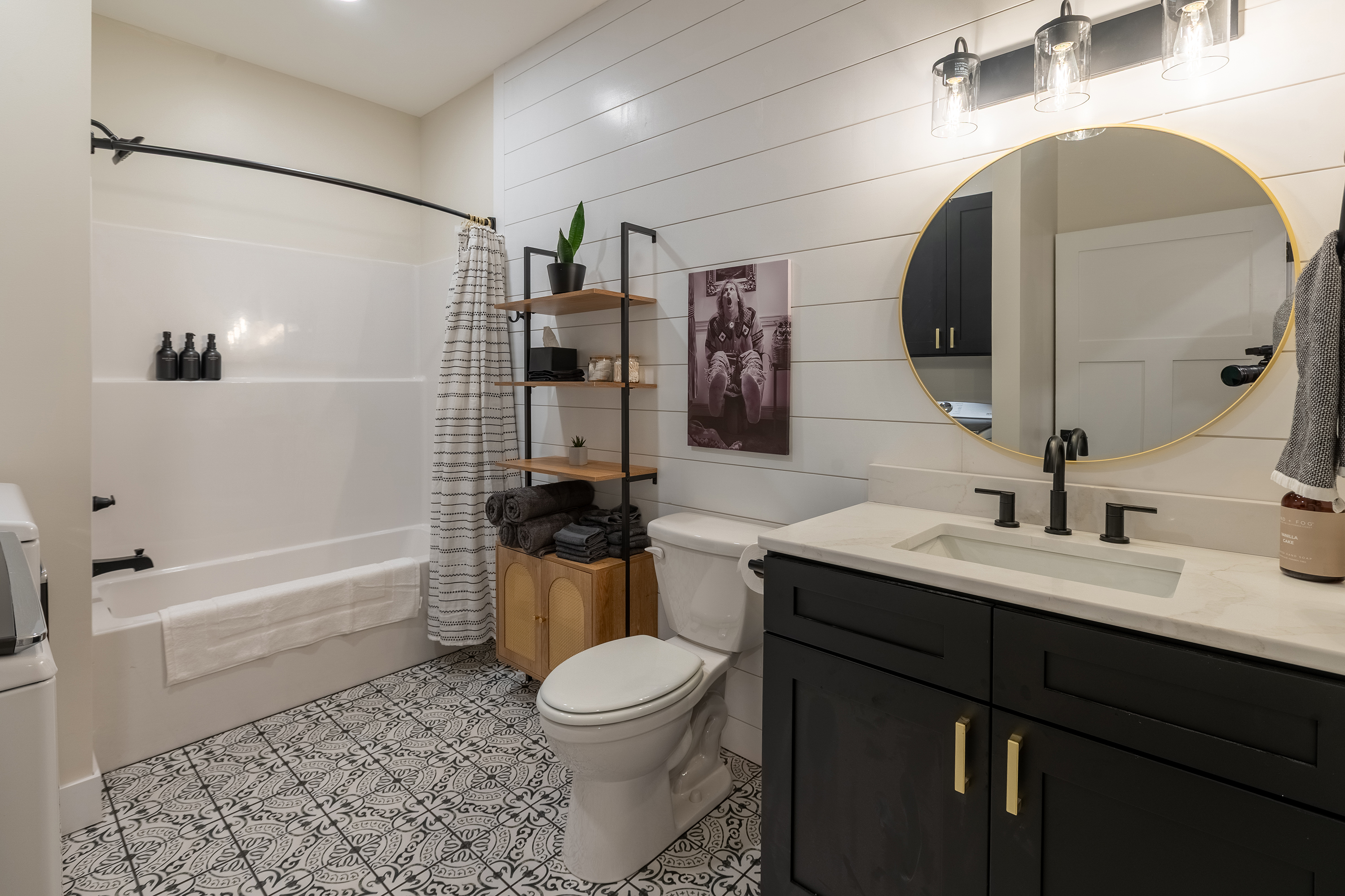 Shower/Tub Combination 