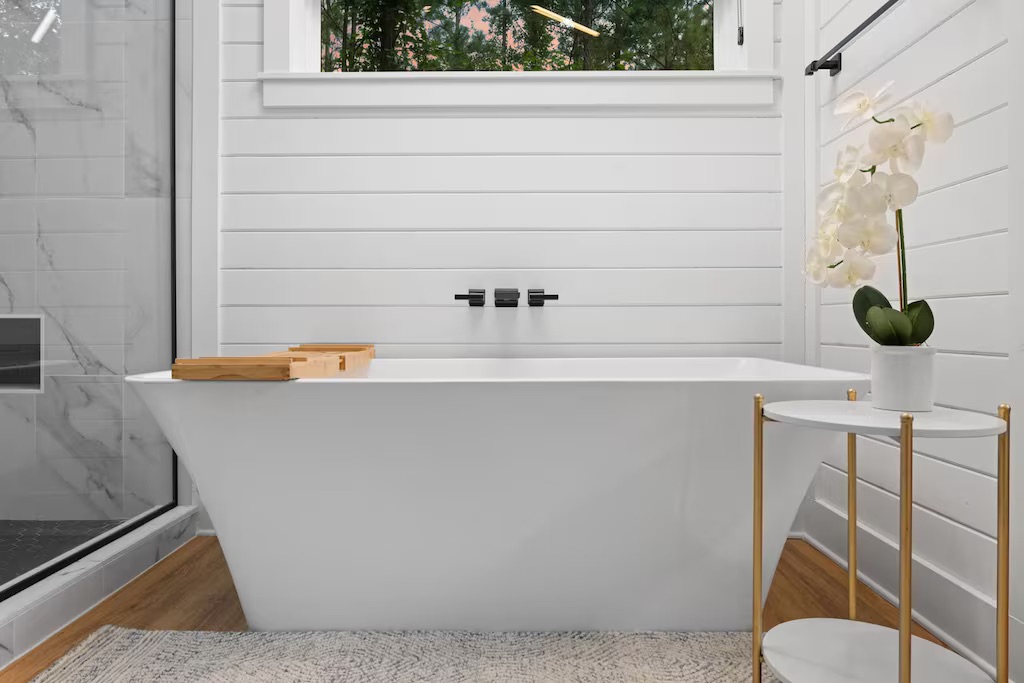 Spa-Like Retreat: Indulge in relaxation with a freestanding tub and scenic nature views!