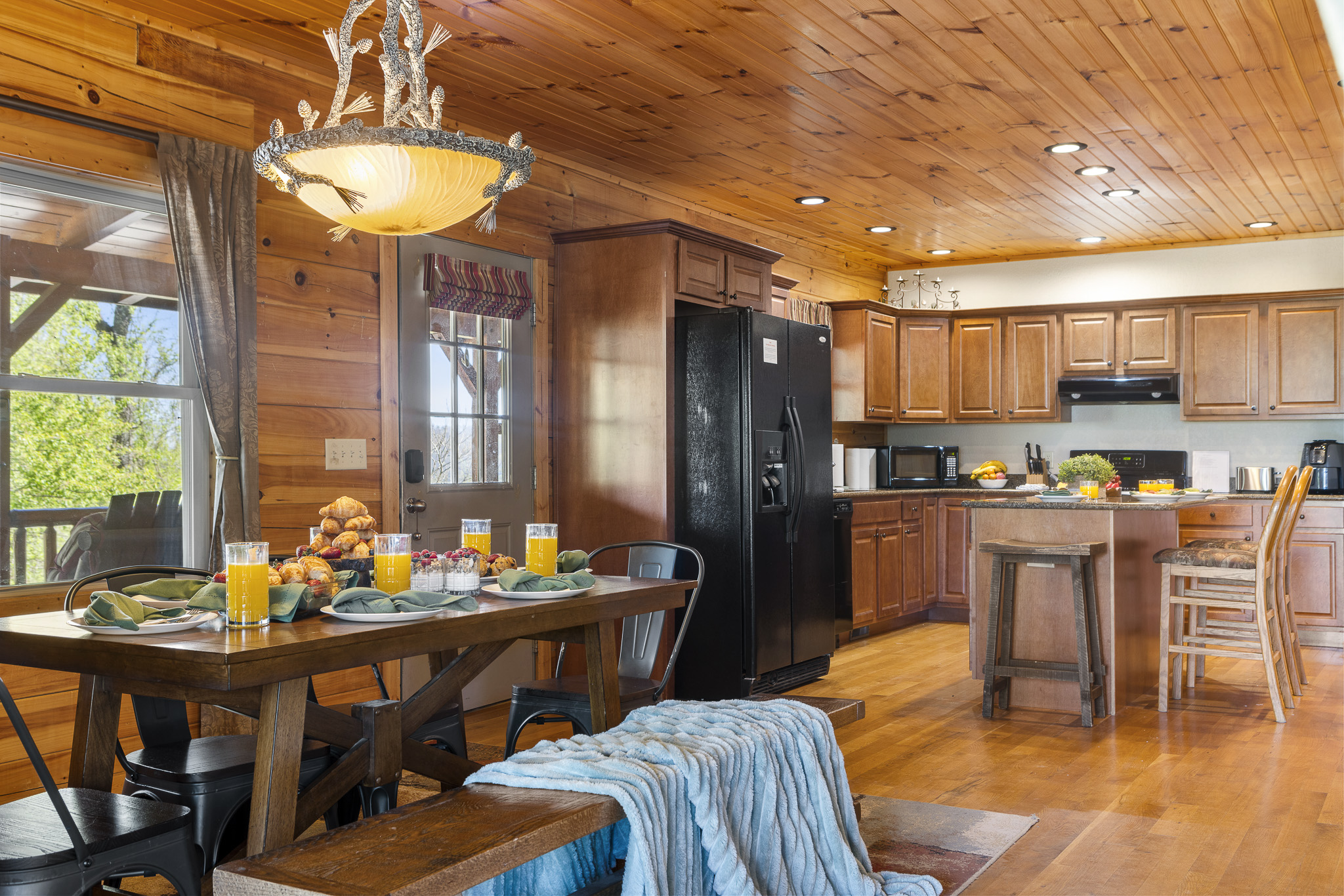 Dining Area: Gather around for delightful meals with stunning views and rustic charm!

