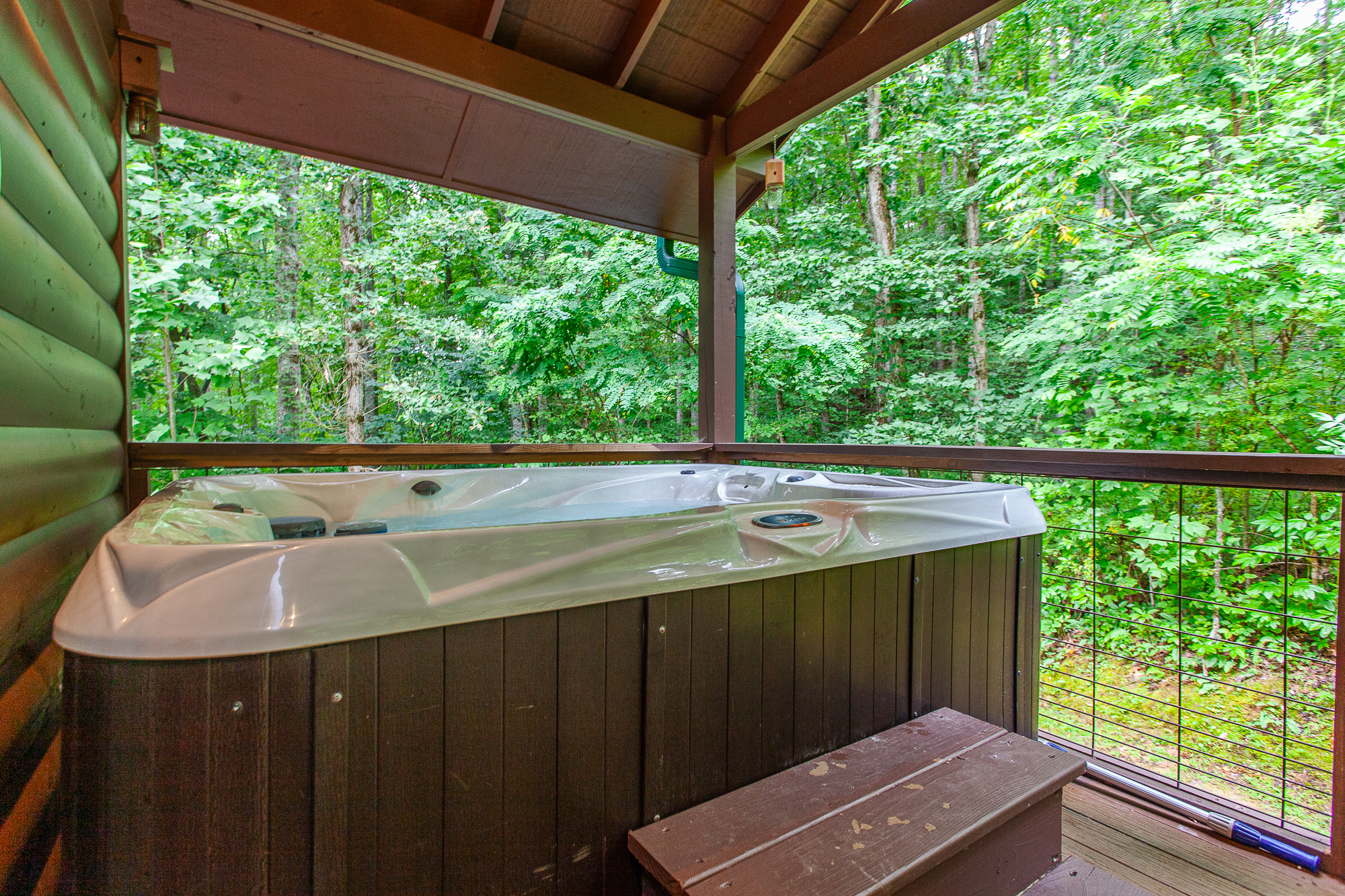 Private hot tub