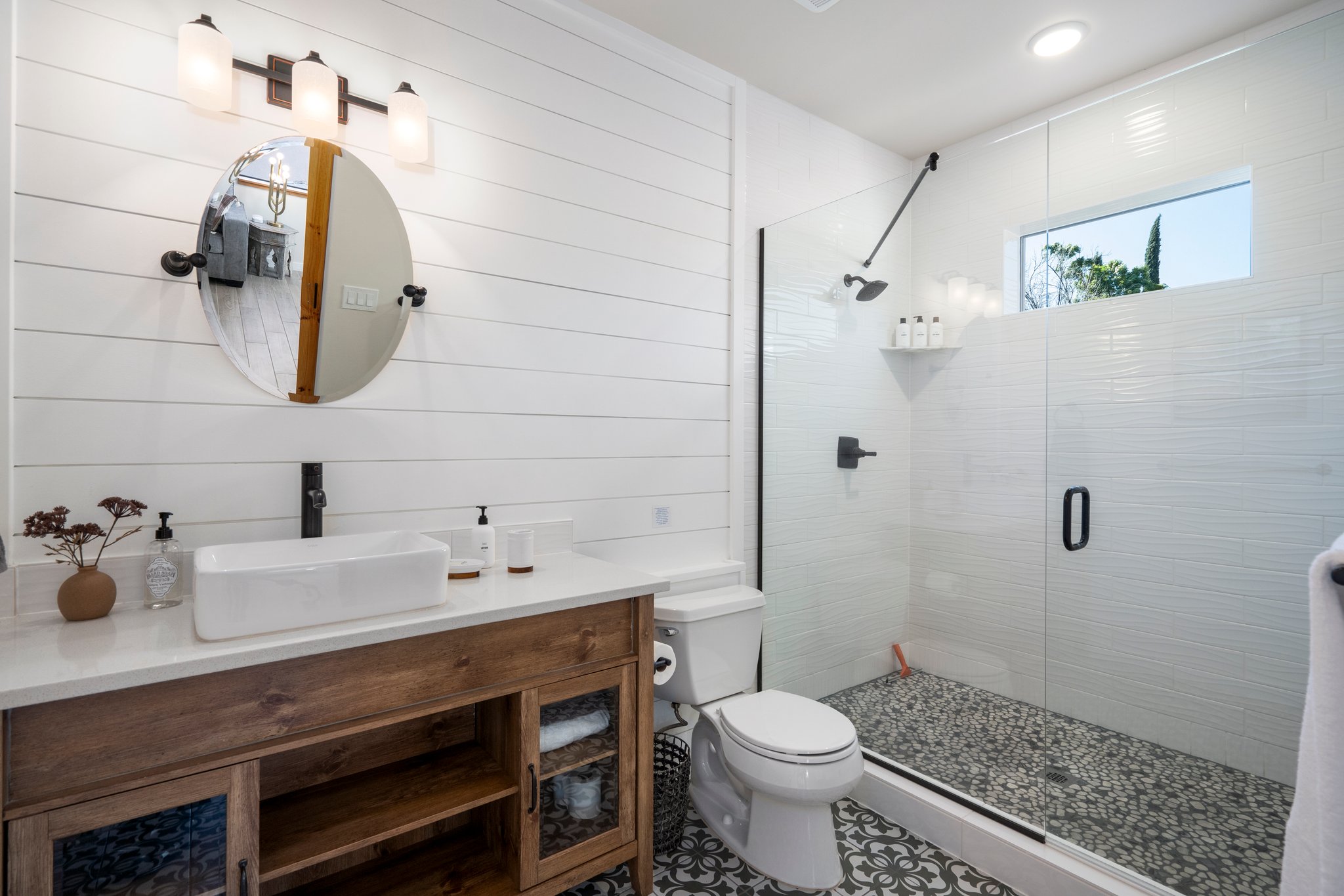 Casita Stylish Ensuite Bath