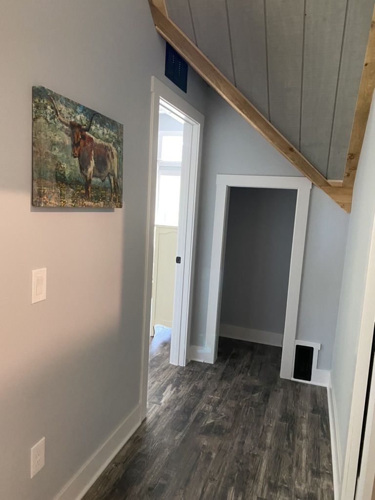 Hall Leading to Bedroom 2-QUEEN Bed