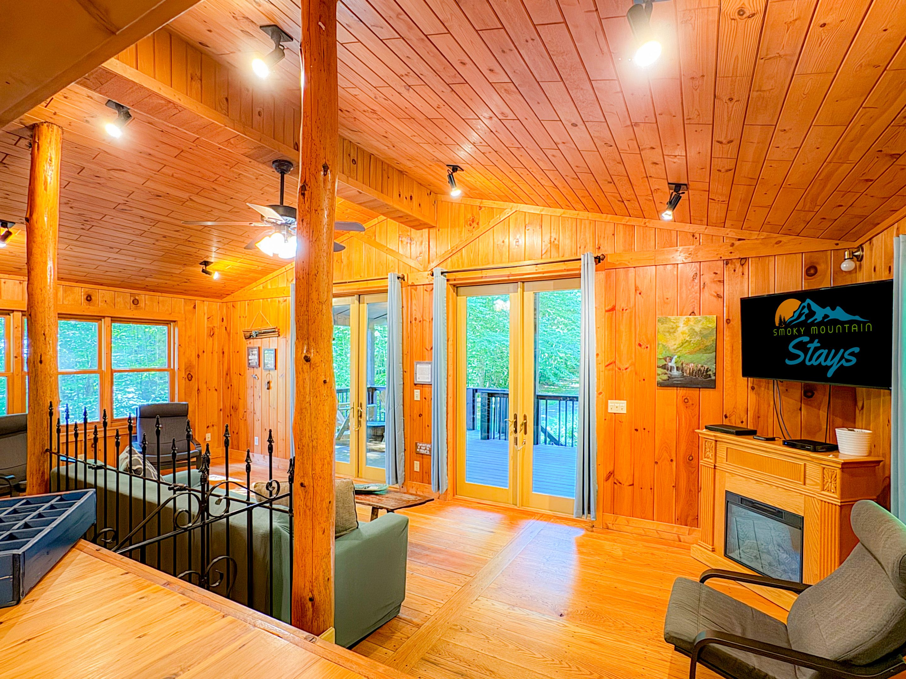 Ol Gun Range living room