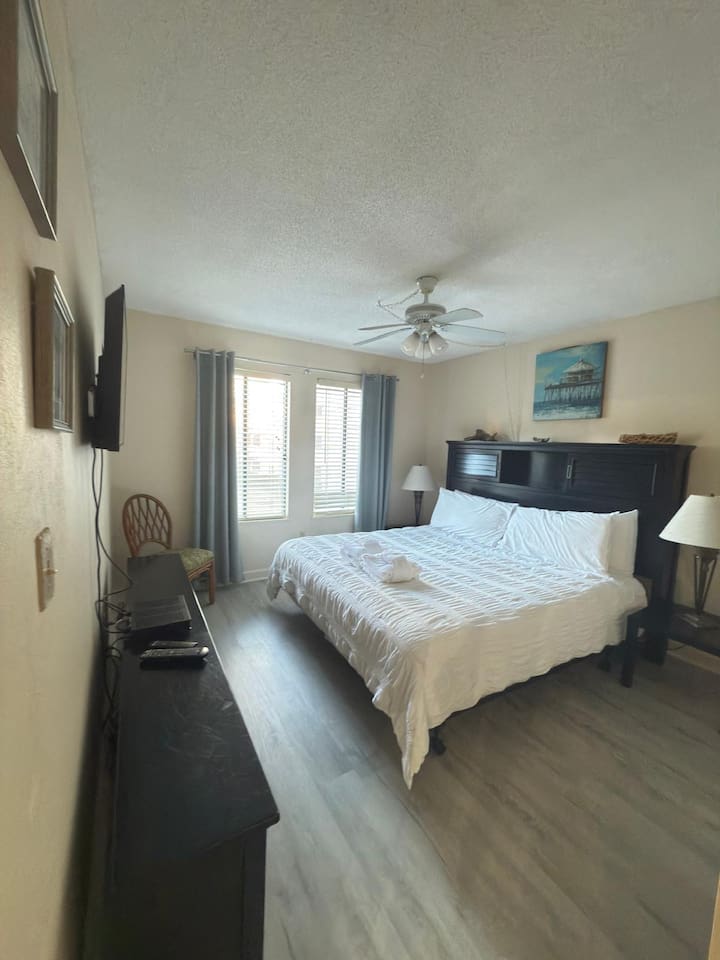 Bedroom with garden window